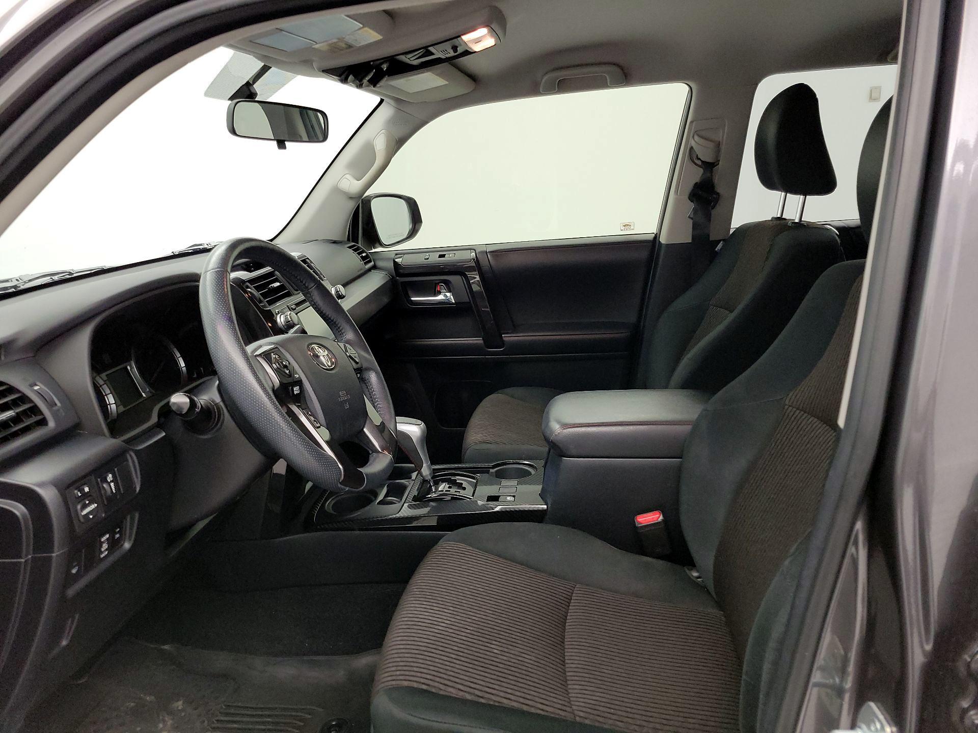 Thumbnail: 2019 Toyota 4Runner - 11