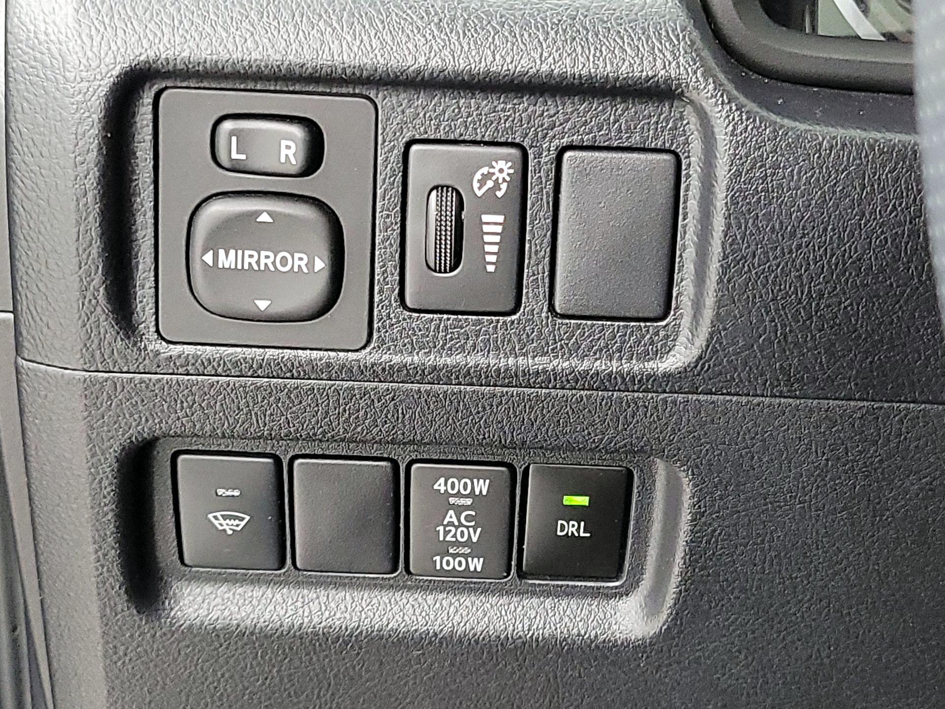 Thumbnail: 2019 Toyota 4Runner - 13