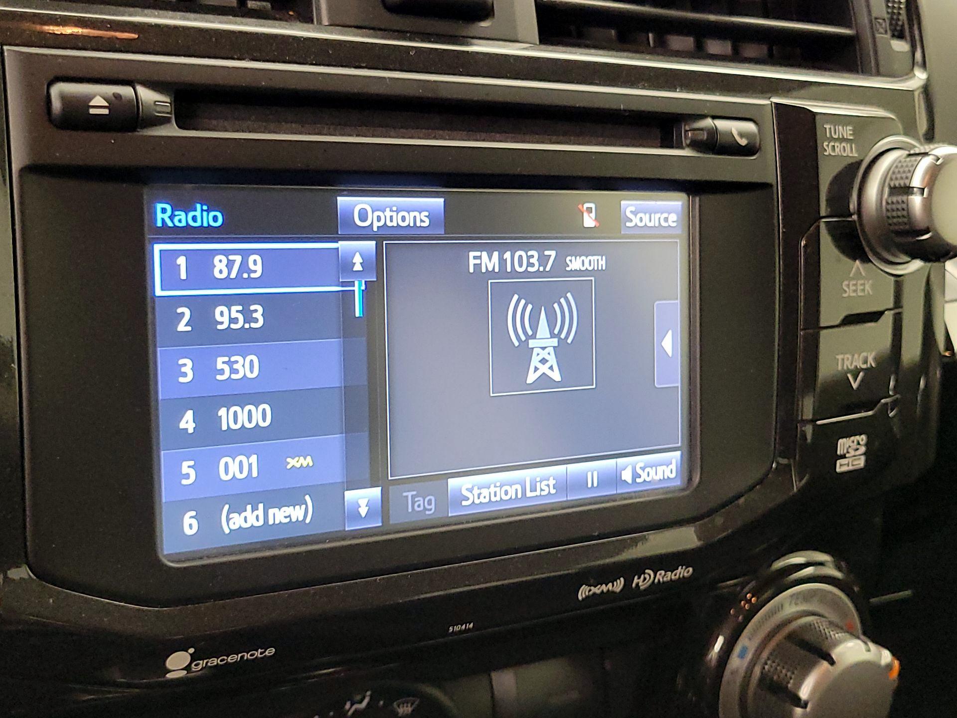 Thumbnail: 2019 Toyota 4Runner - 16