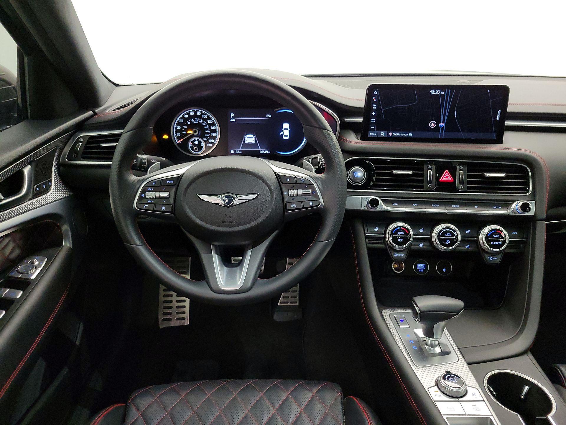 Thumbnail: 2023 Genesis G70 - 10