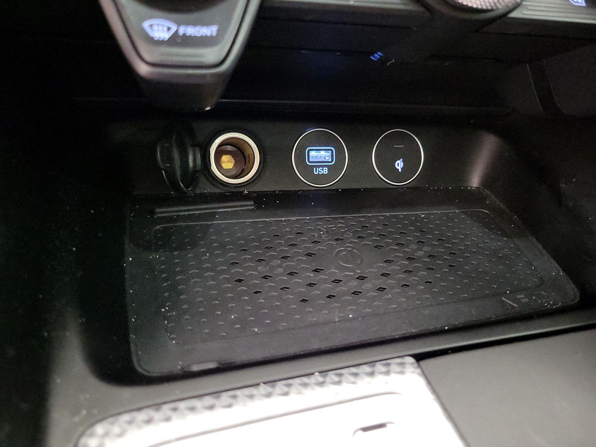 Thumbnail: 2023 Genesis G70 - 19