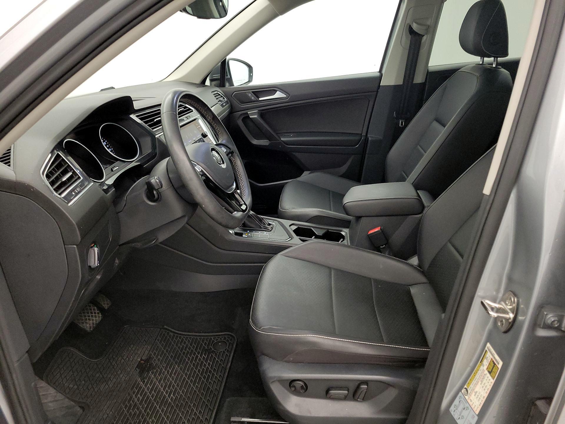 Thumbnail: 2021 Volkswagen Tiguan - 11