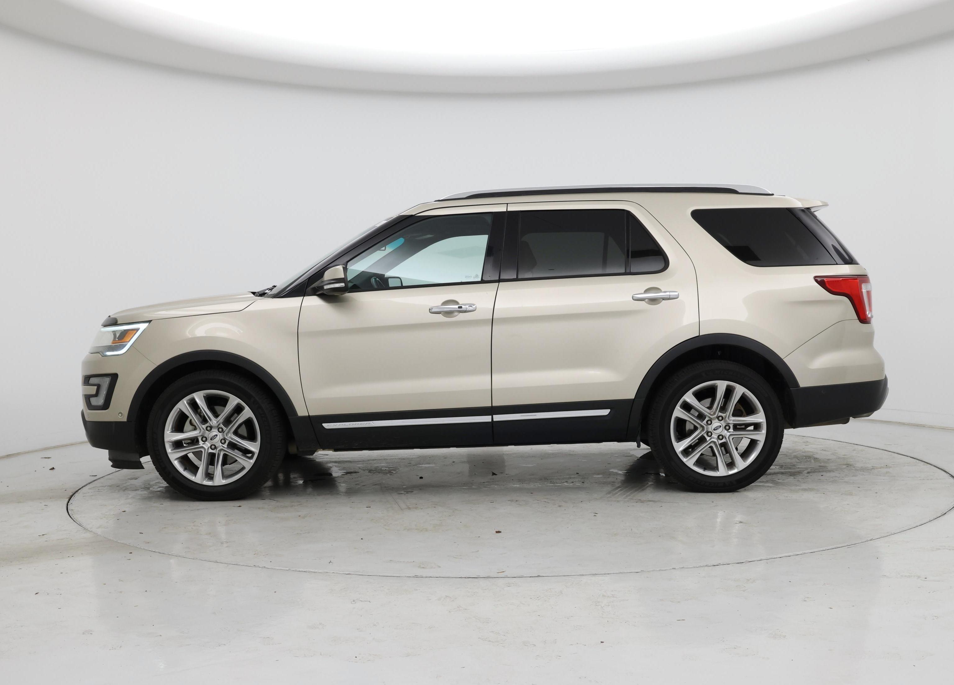 Thumbnail: 2017 Ford Explorer - 3