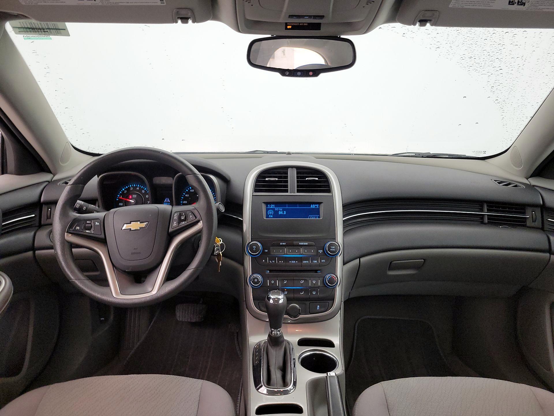 Thumbnail: 2015 Chevrolet Malibu - 9