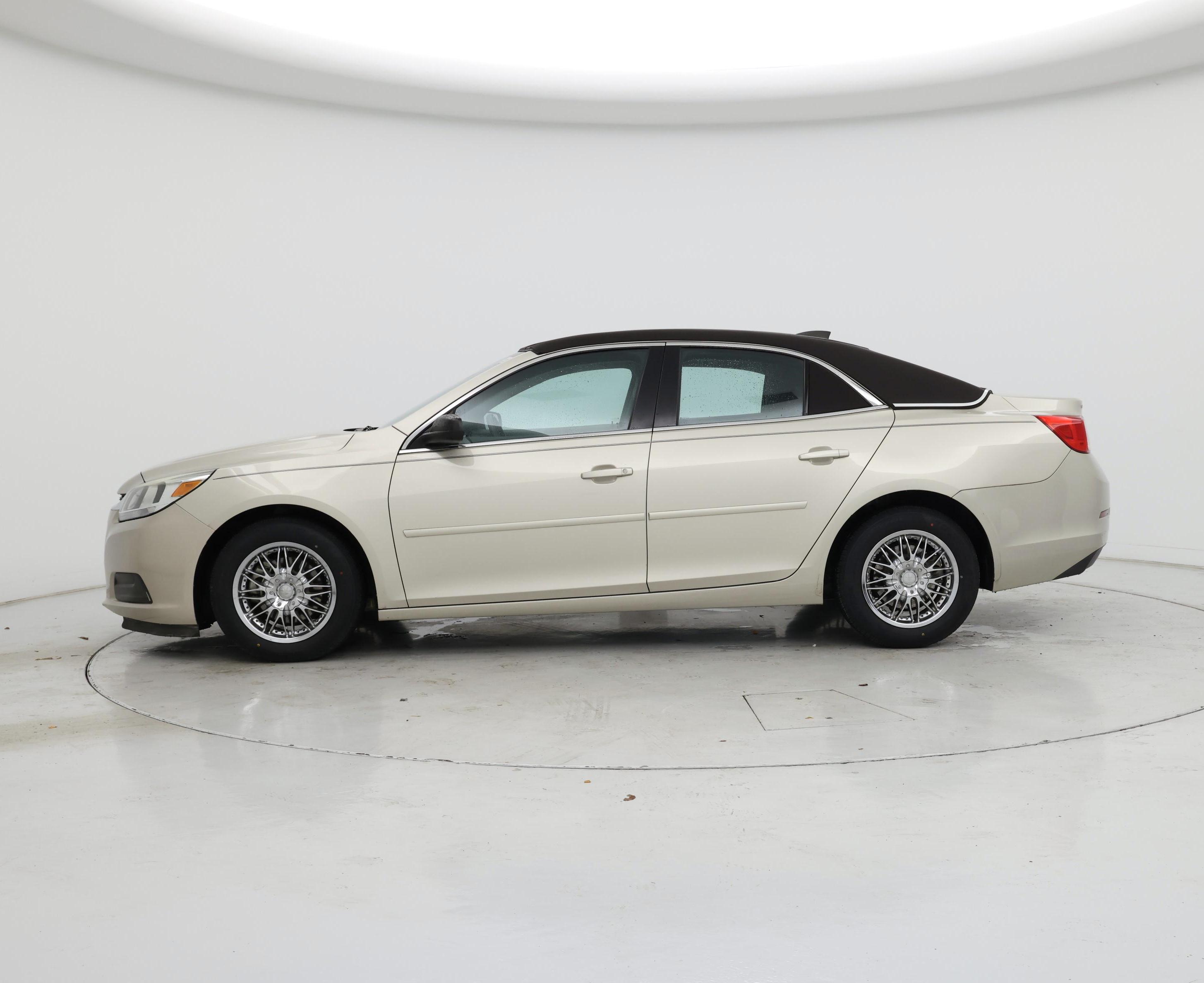 Thumbnail: 2015 Chevrolet Malibu - 3