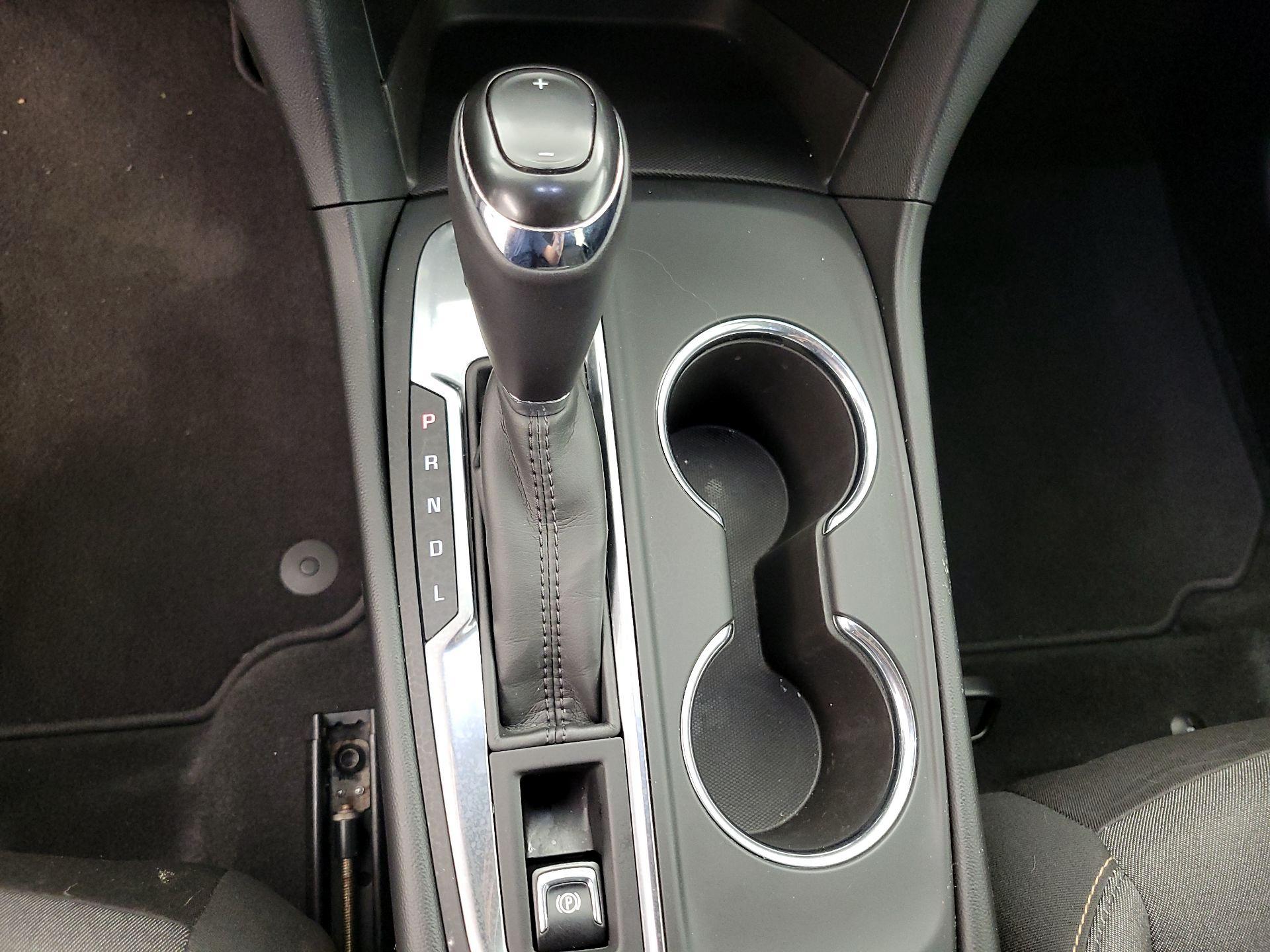 Thumbnail: 2018 Chevrolet Equinox - 17