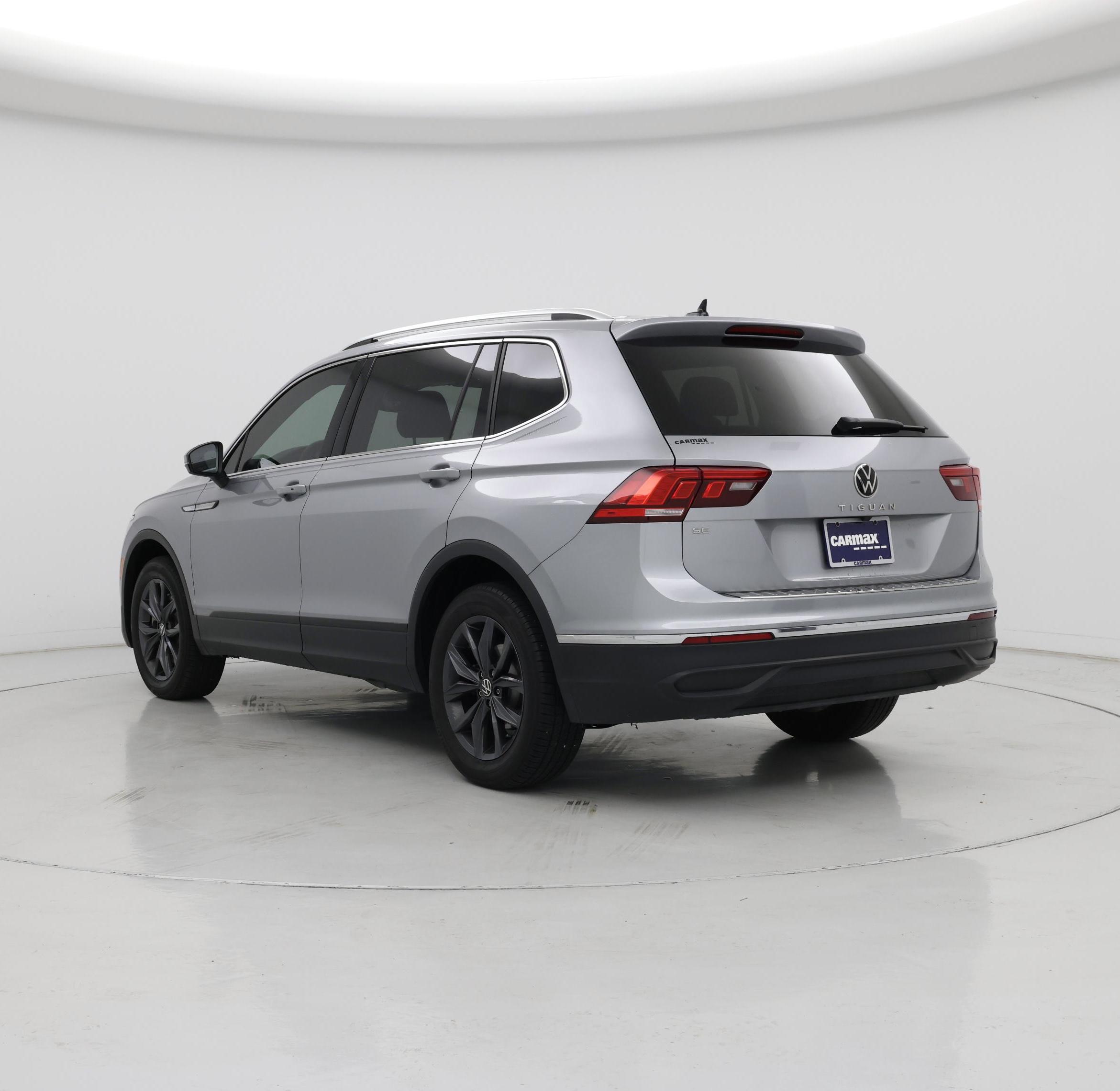 Thumbnail: 2022 Volkswagen Tiguan - 2