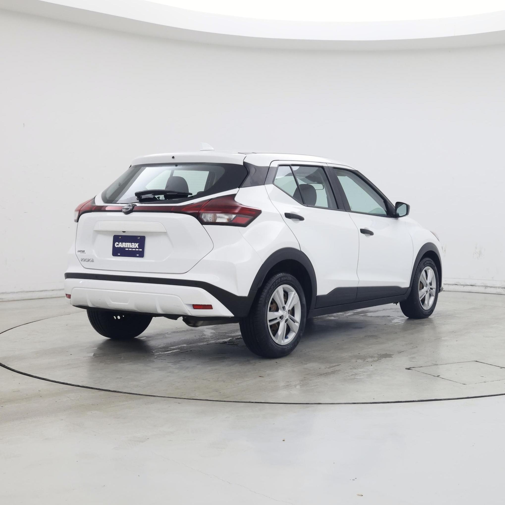 Thumbnail: 2023 Nissan Kicks - 8