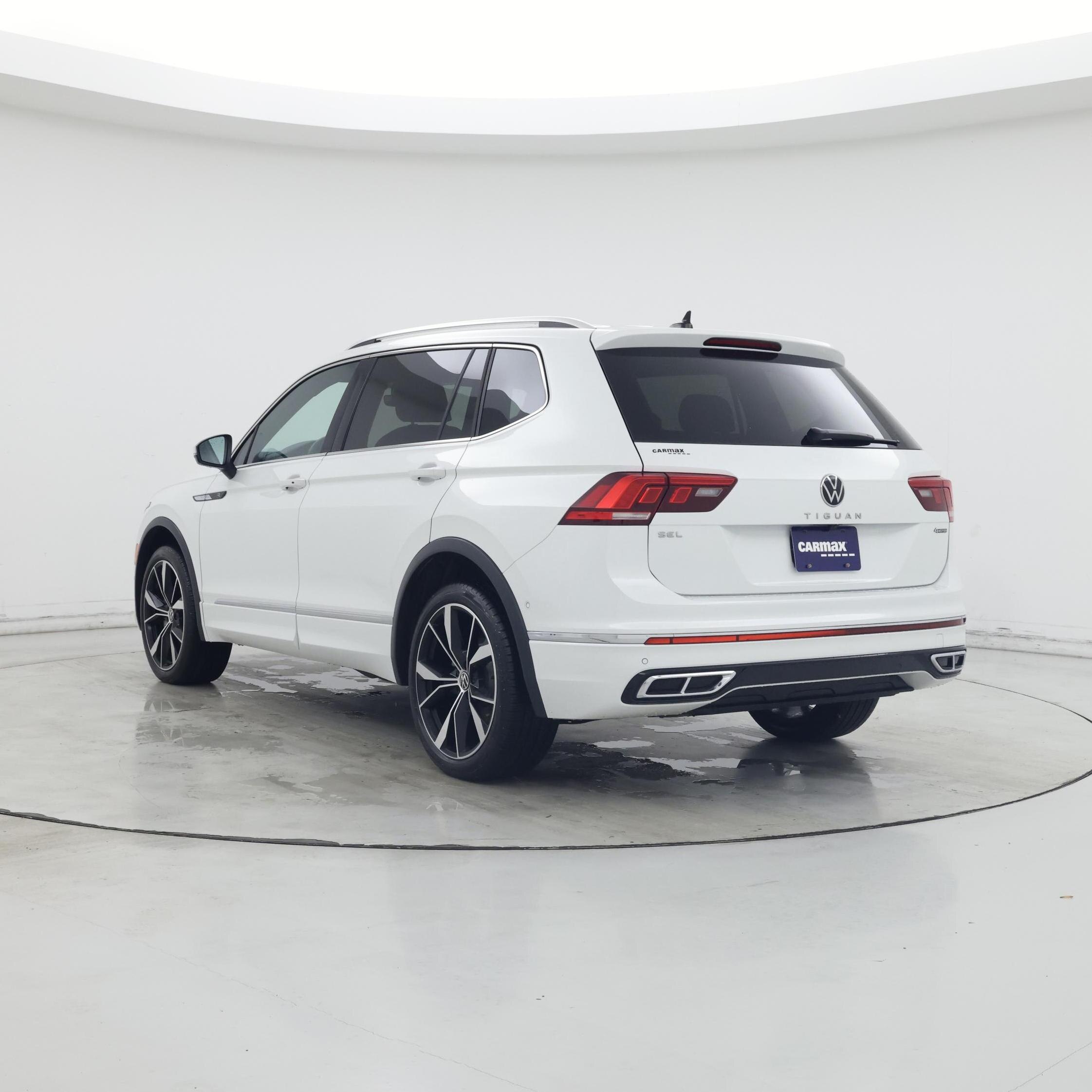 Thumbnail: 2024 Volkswagen Tiguan - 2