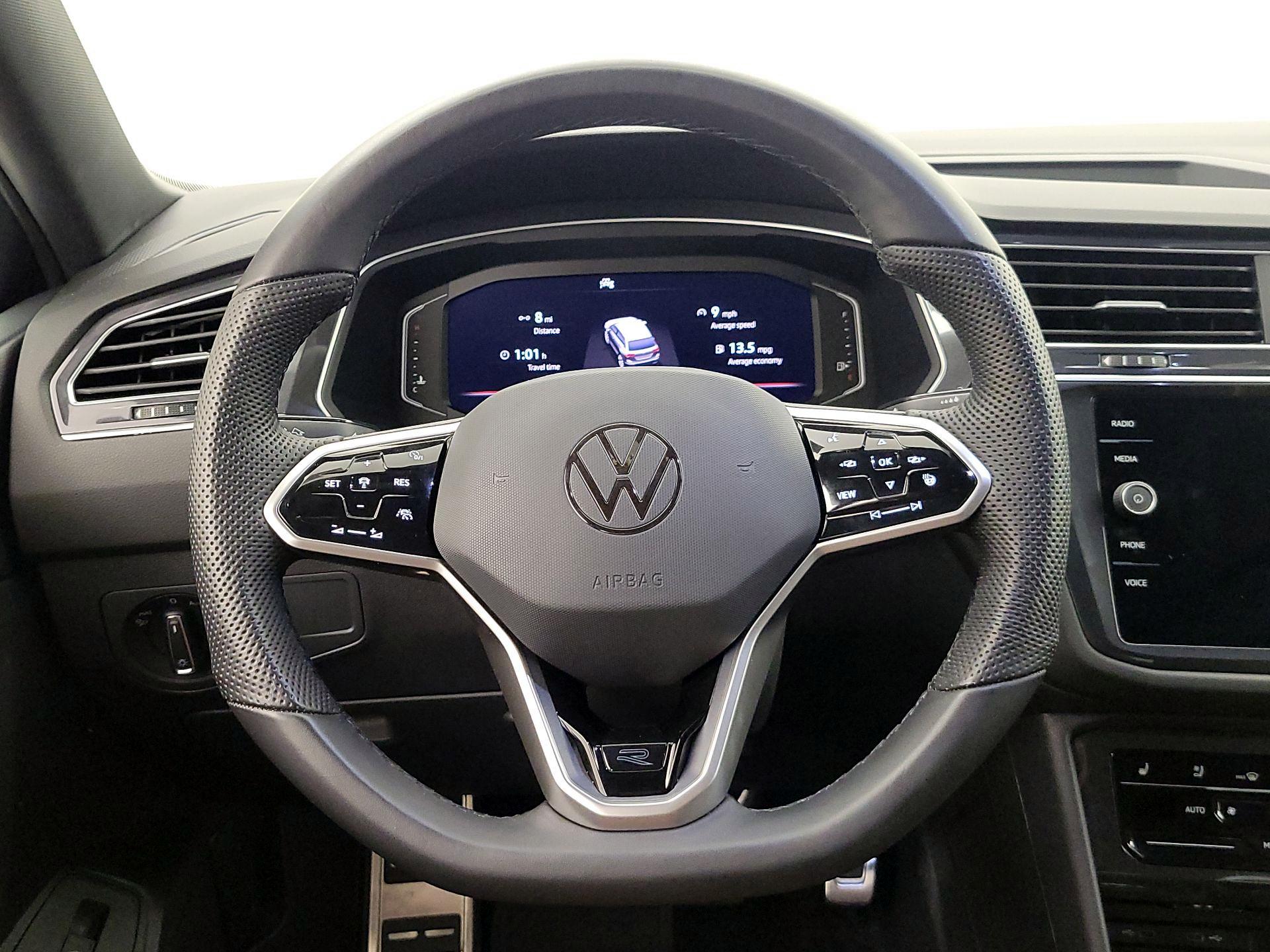 Thumbnail: 2024 Volkswagen Tiguan - 10