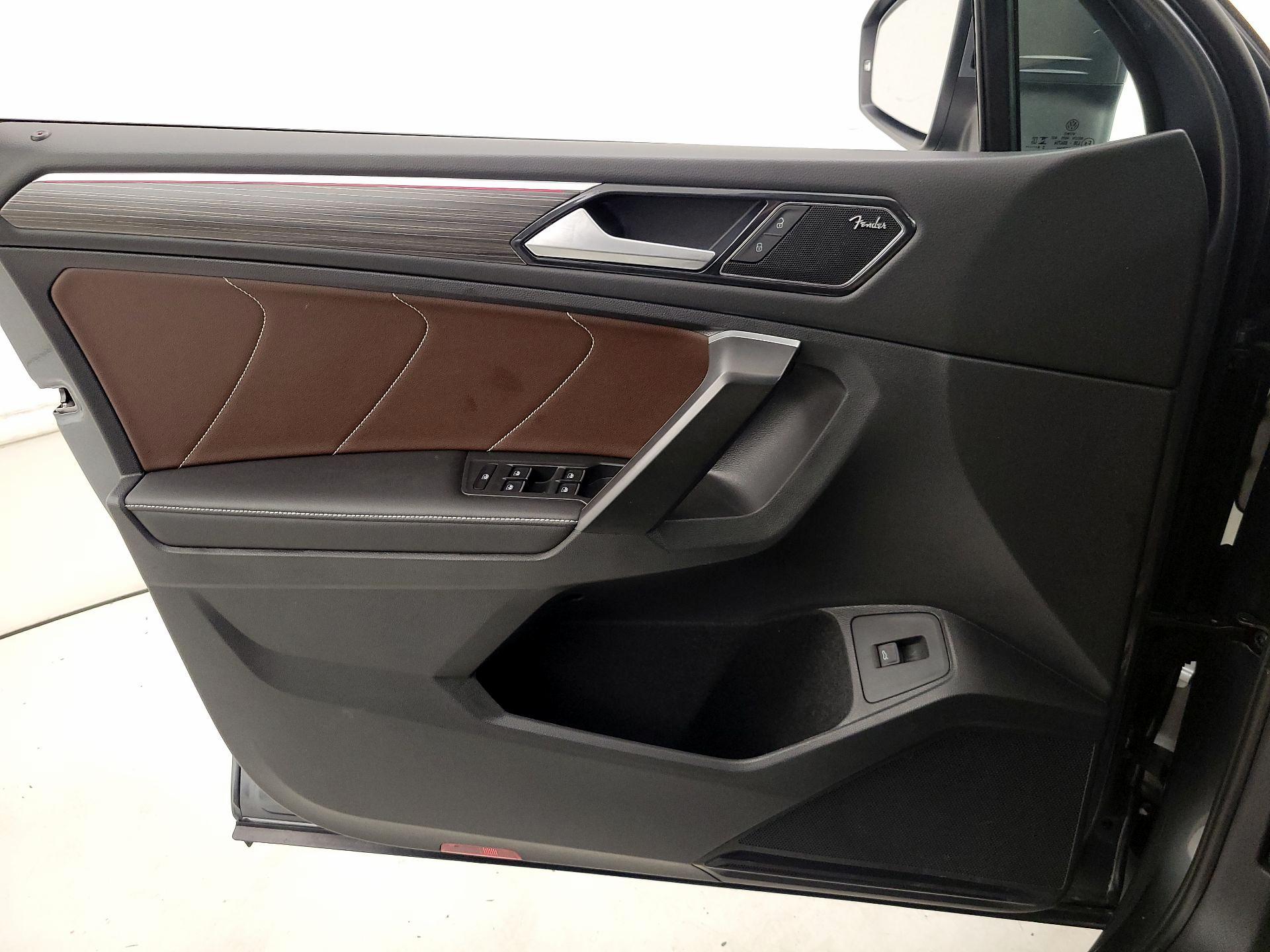 Thumbnail: 2024 Volkswagen Tiguan - 12