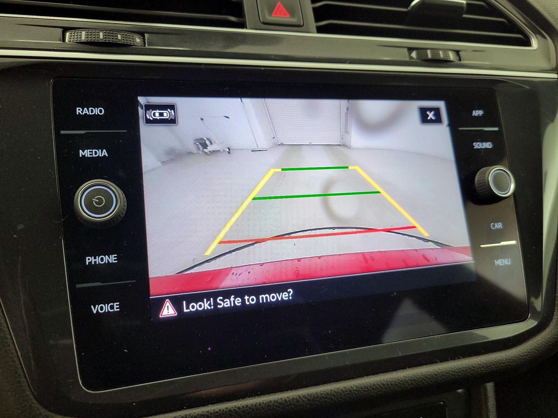 Thumbnail: 2024 Volkswagen Tiguan - 15