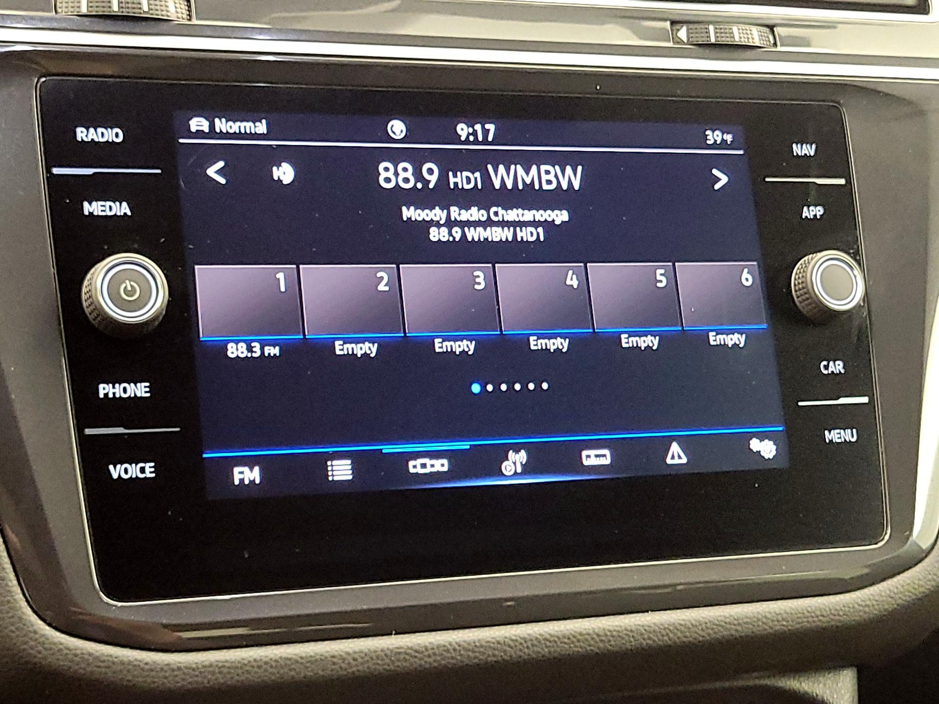 Thumbnail: 2024 Volkswagen Tiguan - 16