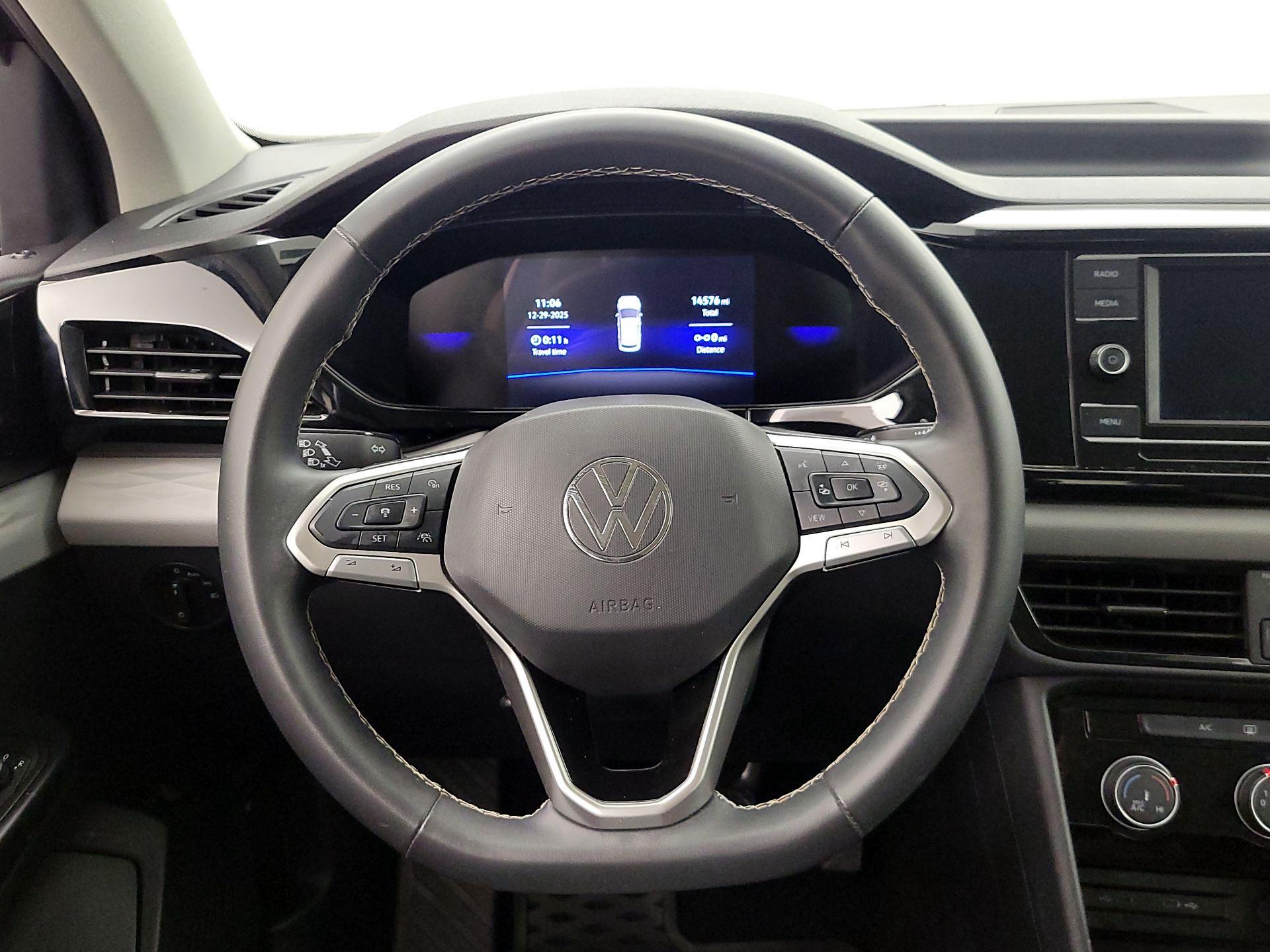 Thumbnail: 2024 Volkswagen Taos - 10