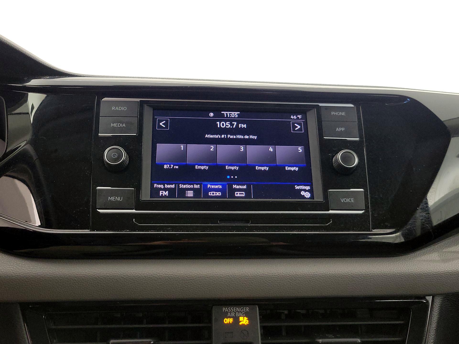 Thumbnail: 2024 Volkswagen Taos - 15