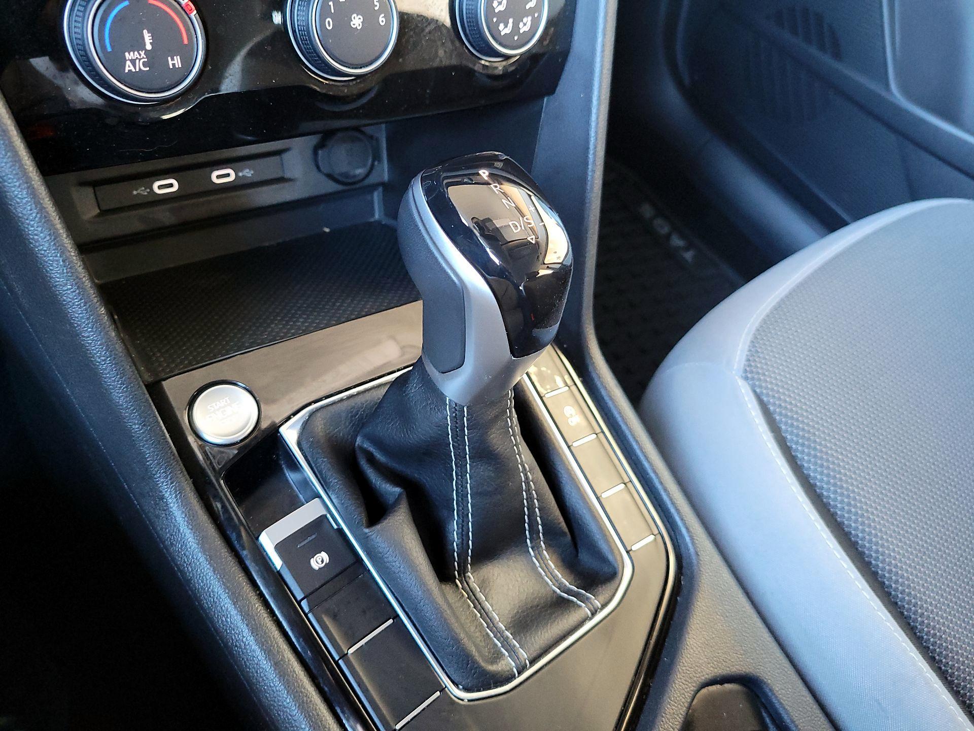 Thumbnail: 2024 Volkswagen Taos - 17