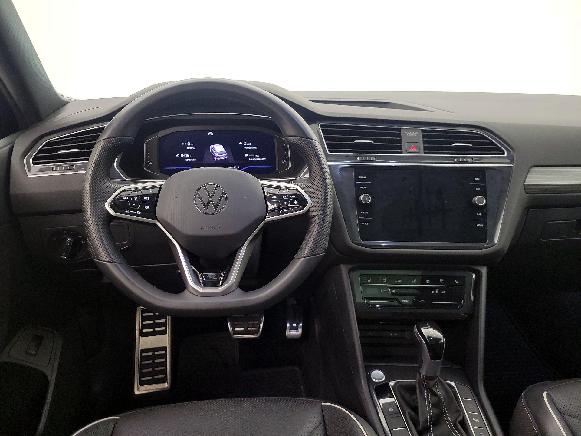 Thumbnail: 2024 Volkswagen Tiguan - 10