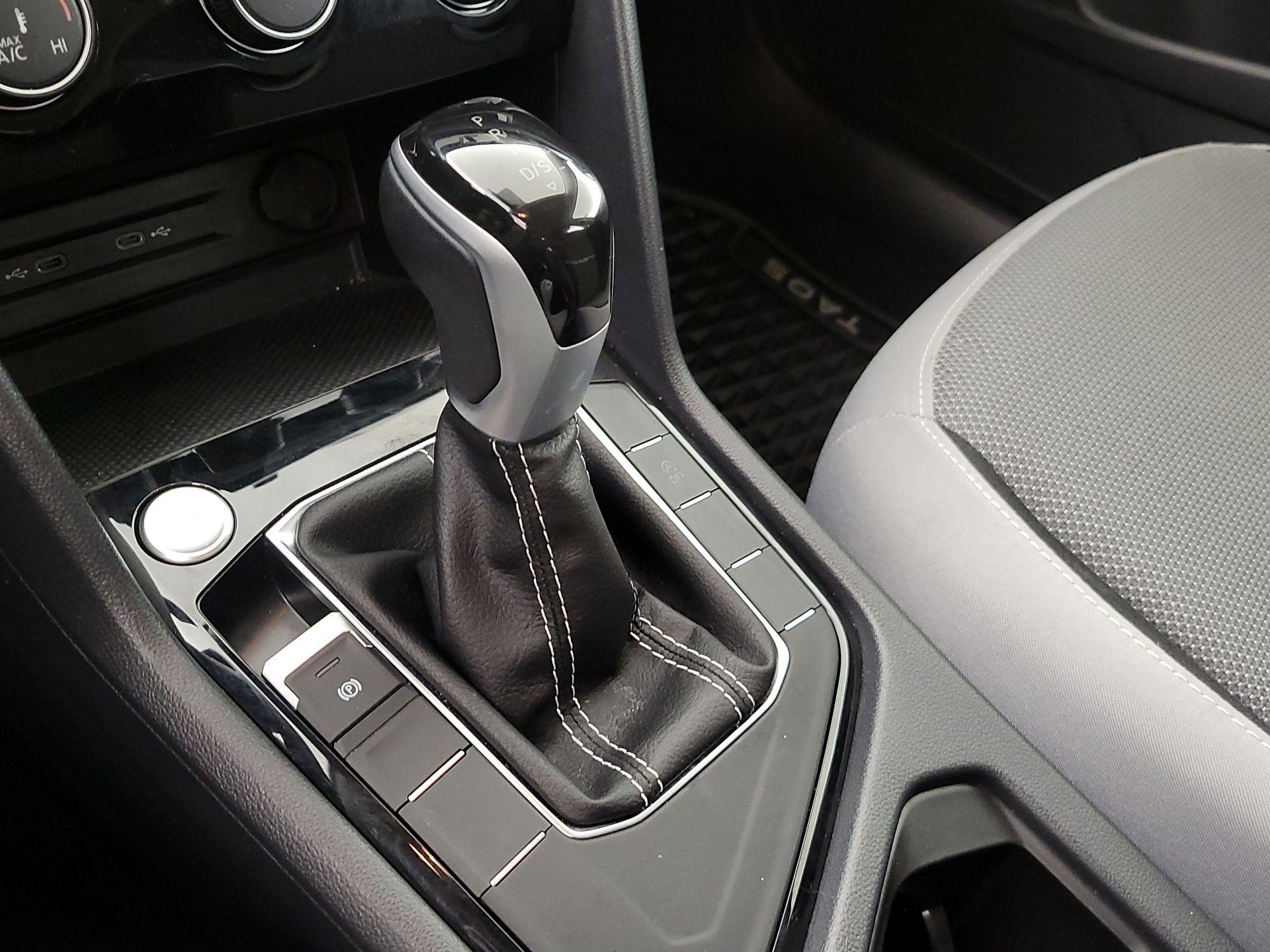 Thumbnail: 2024 Volkswagen Taos - 17