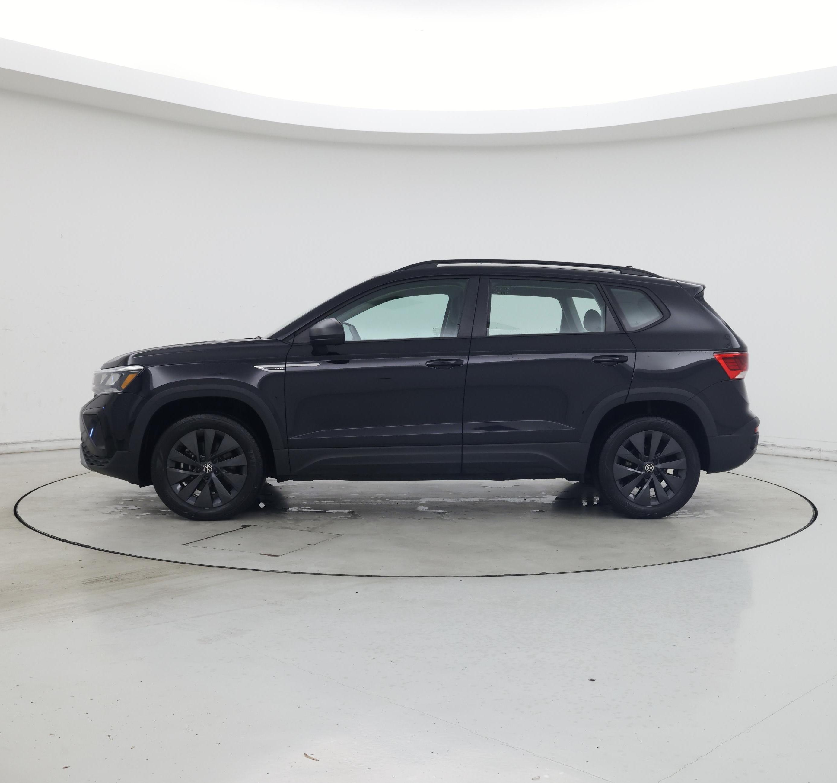 Thumbnail: 2024 Volkswagen Taos - 3