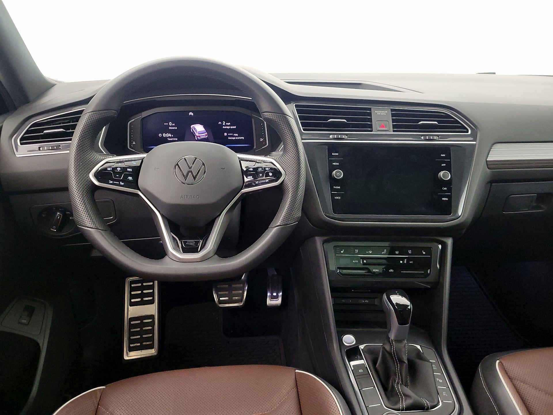 Thumbnail: 2024 Volkswagen Tiguan - 10