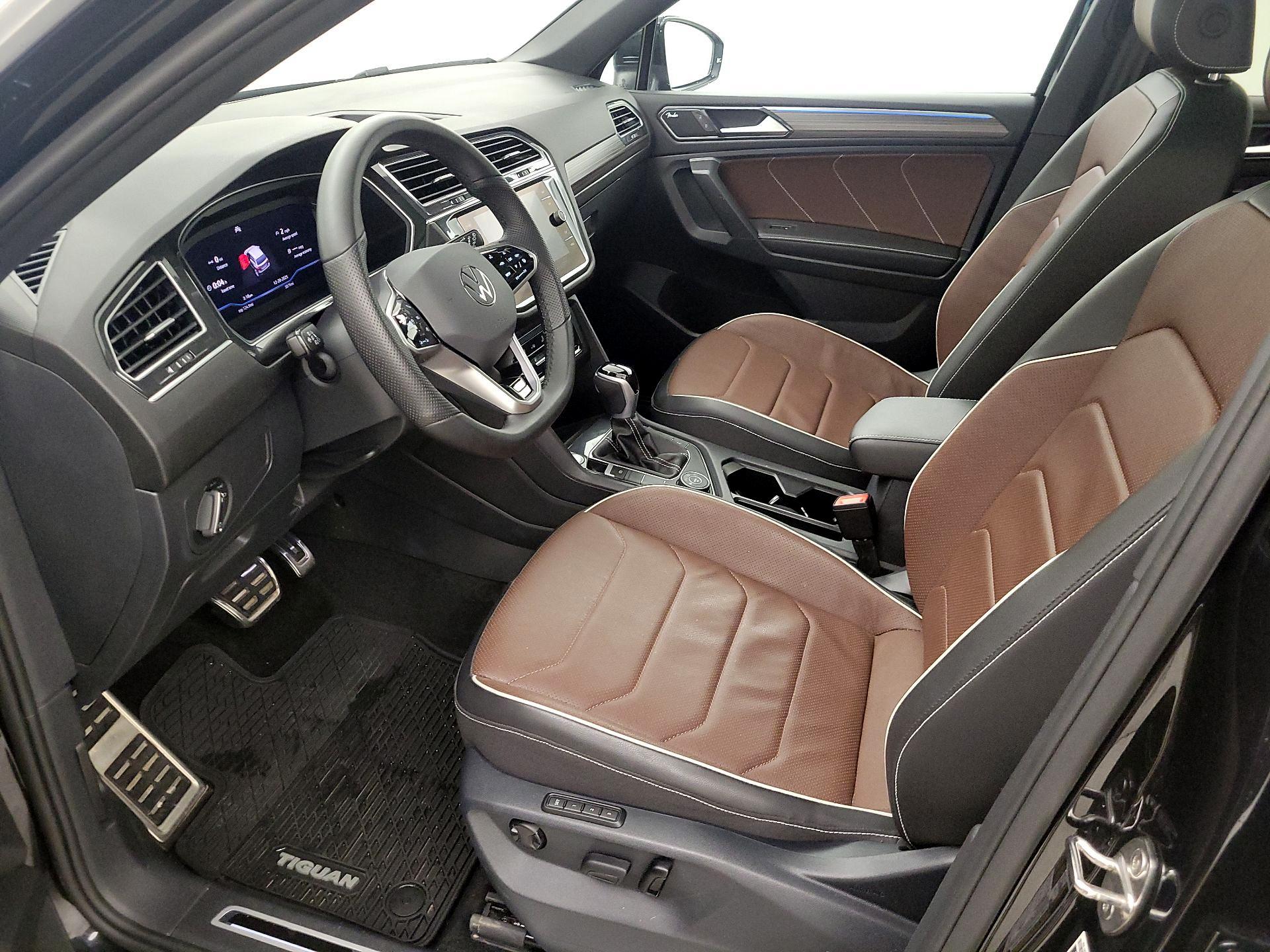 Thumbnail: 2024 Volkswagen Tiguan - 11