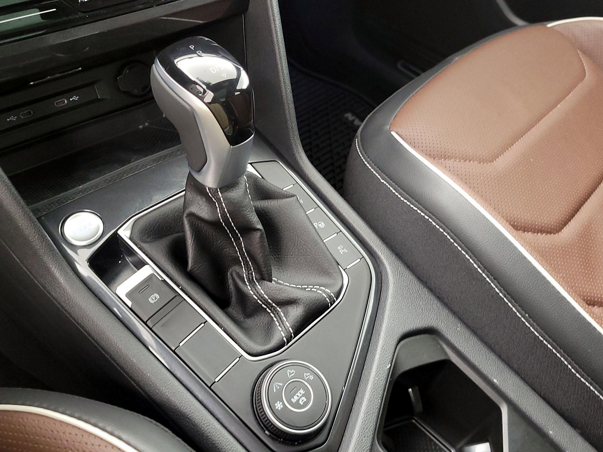 Thumbnail: 2024 Volkswagen Tiguan - 18