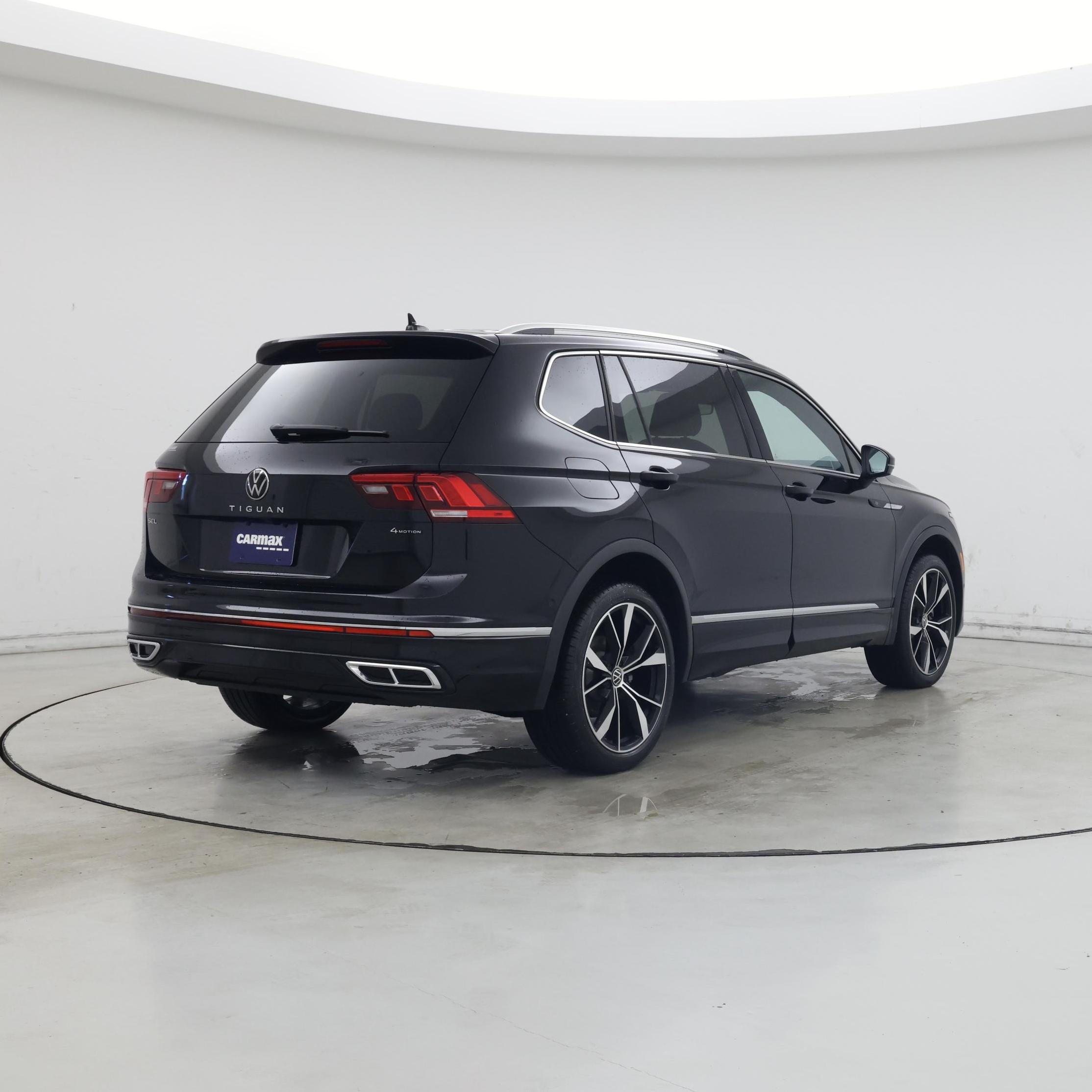 Thumbnail: 2024 Volkswagen Tiguan - 8