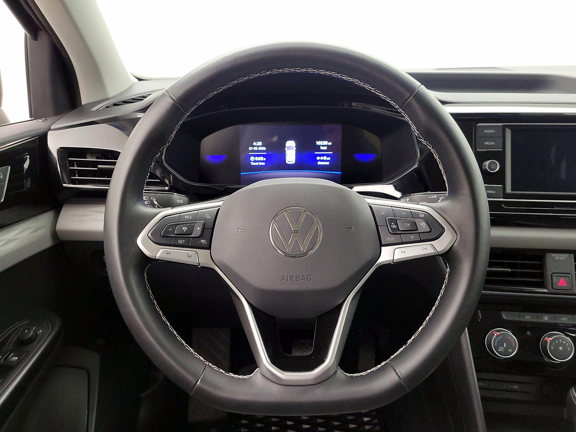 Thumbnail: 2024 Volkswagen Taos - 10