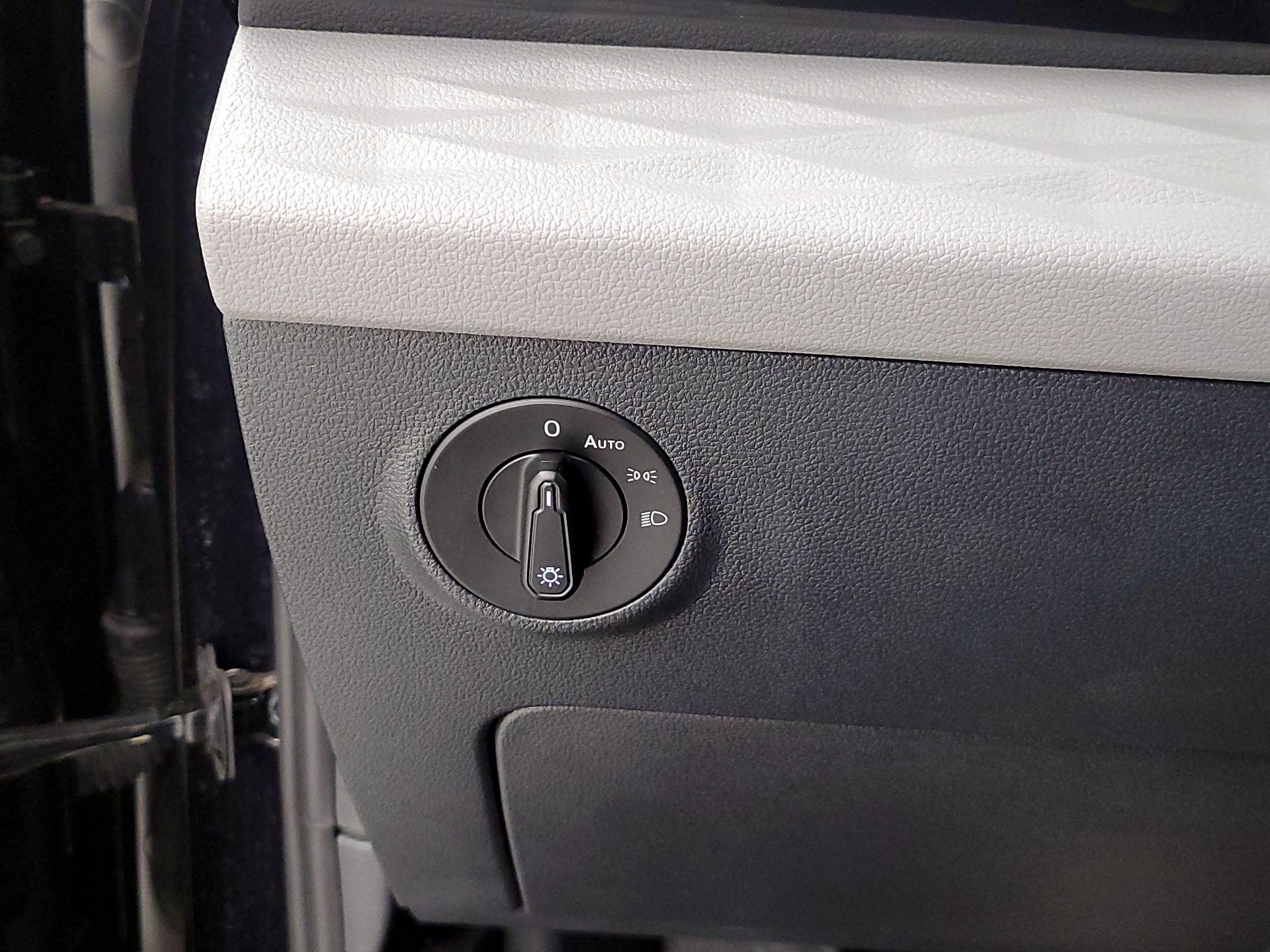 Thumbnail: 2024 Volkswagen Taos - 13