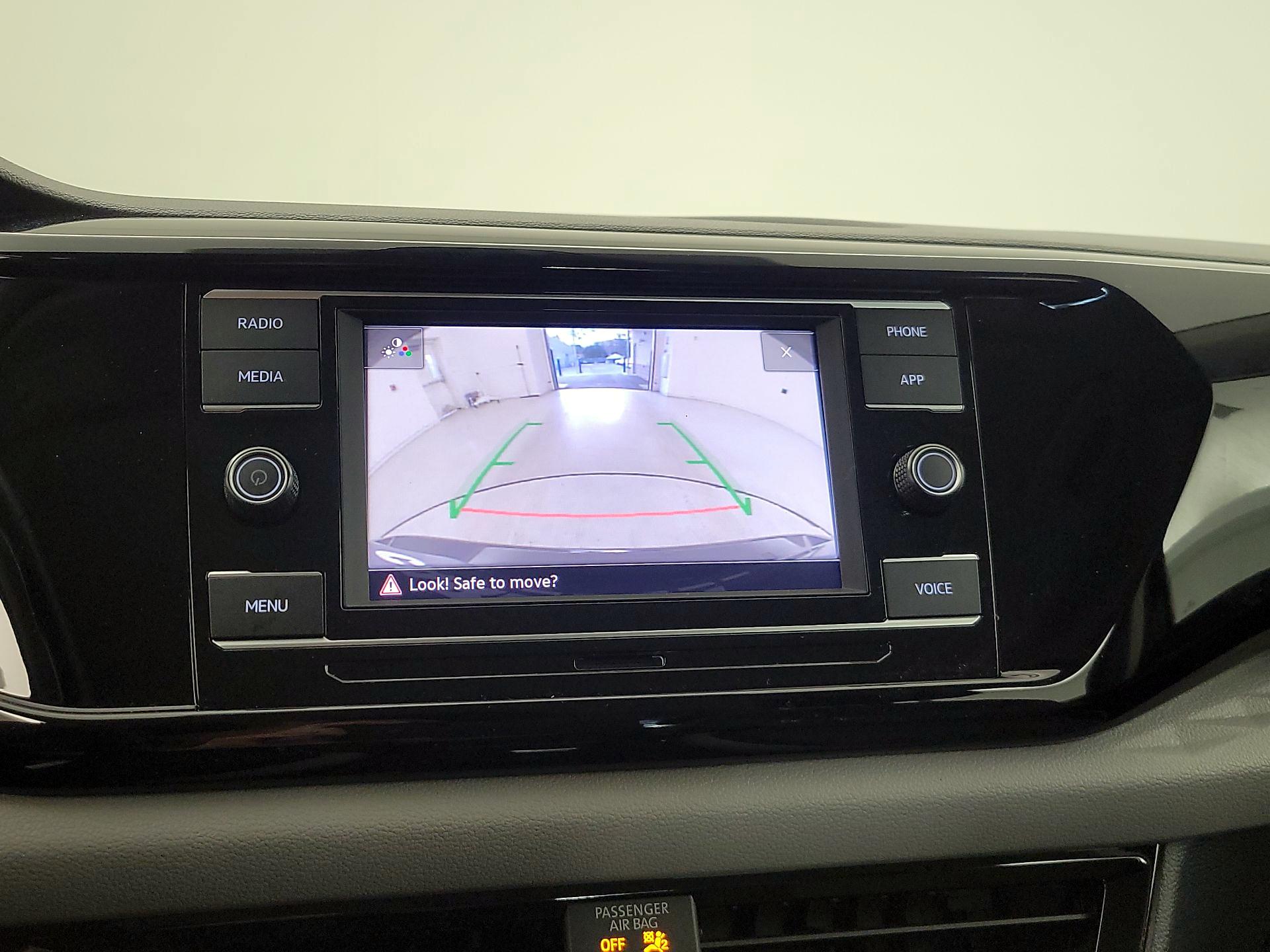 Thumbnail: 2024 Volkswagen Taos - 14