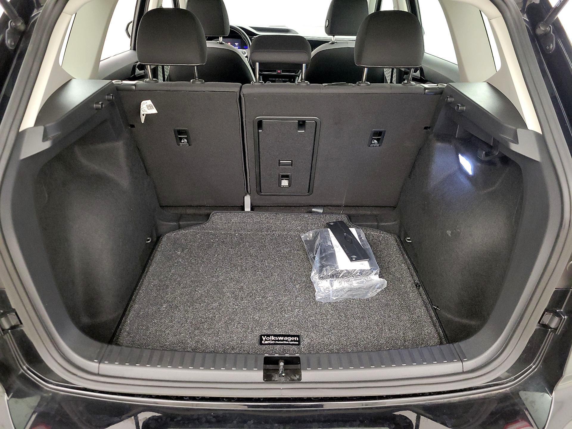 Thumbnail: 2024 Volkswagen Taos - 20