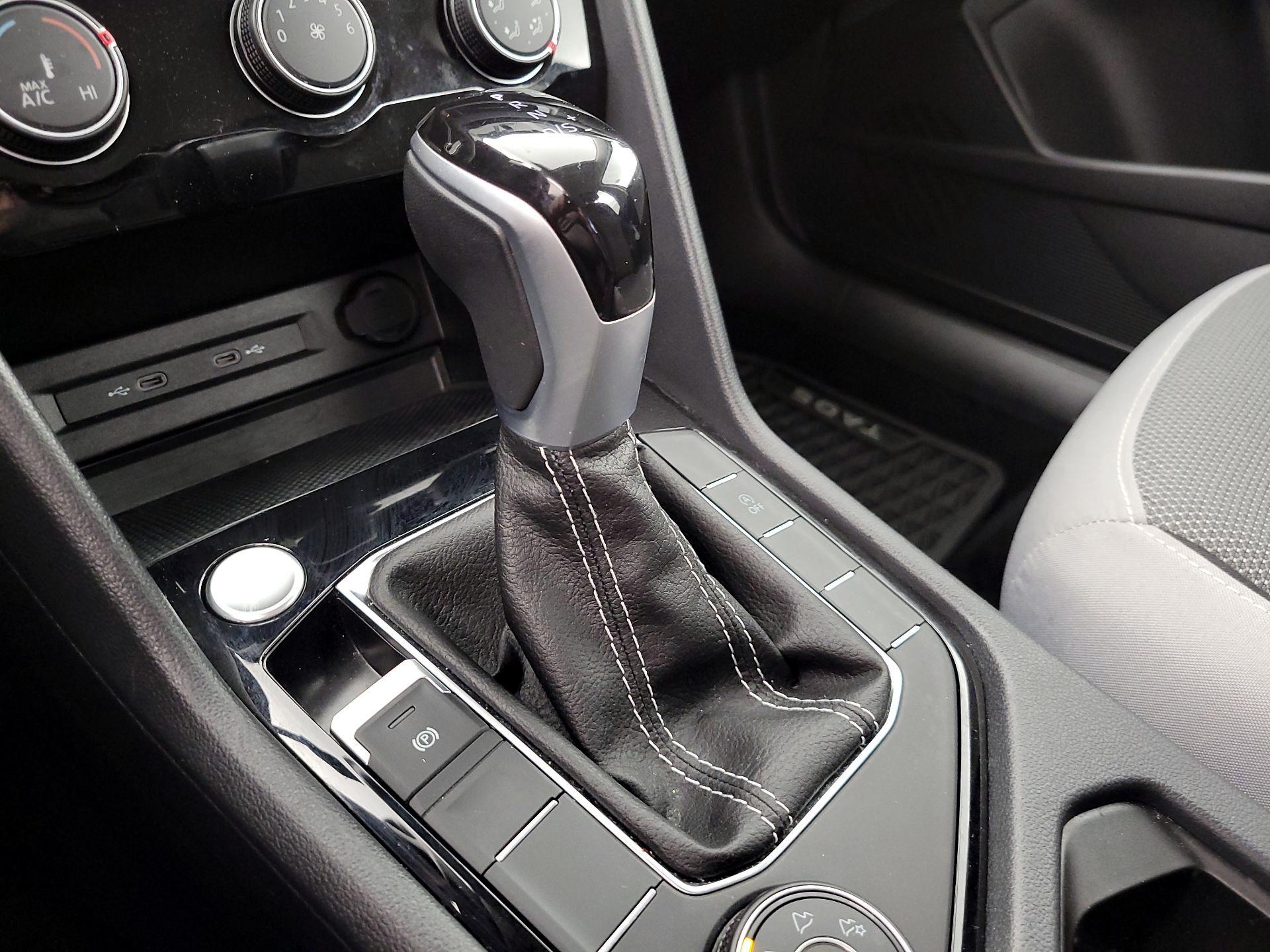 Thumbnail: 2024 Volkswagen Taos - 17