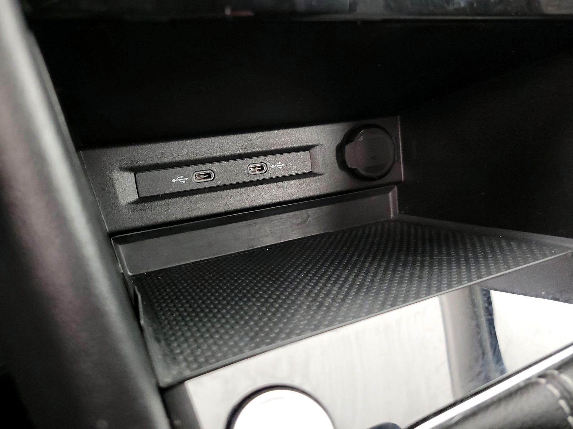 Thumbnail: 2024 Volkswagen Taos - 18