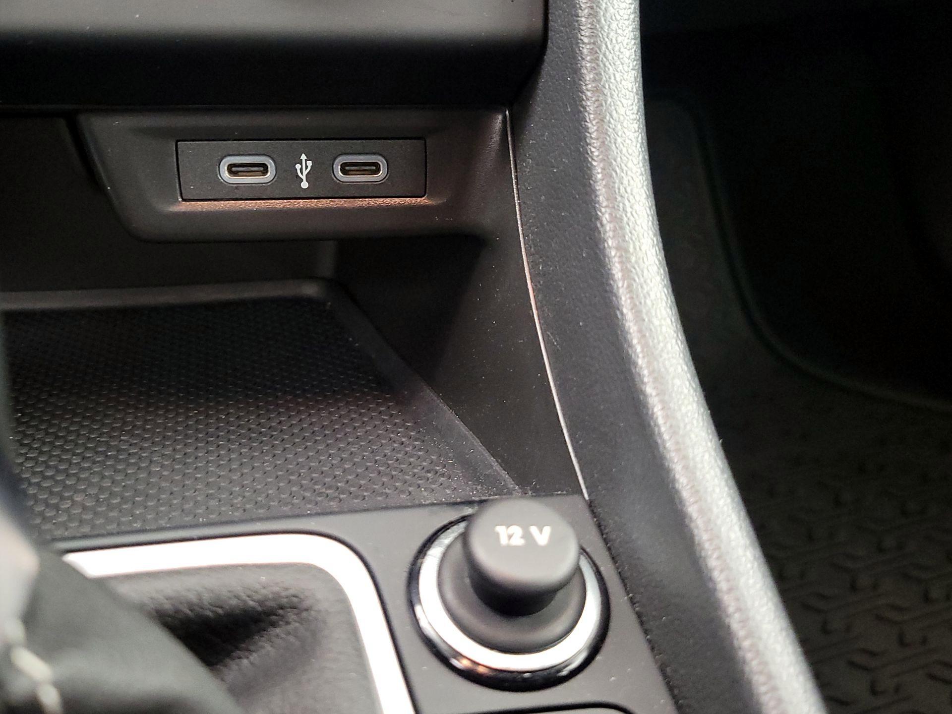 Thumbnail: 2024 Volkswagen Jetta - 18