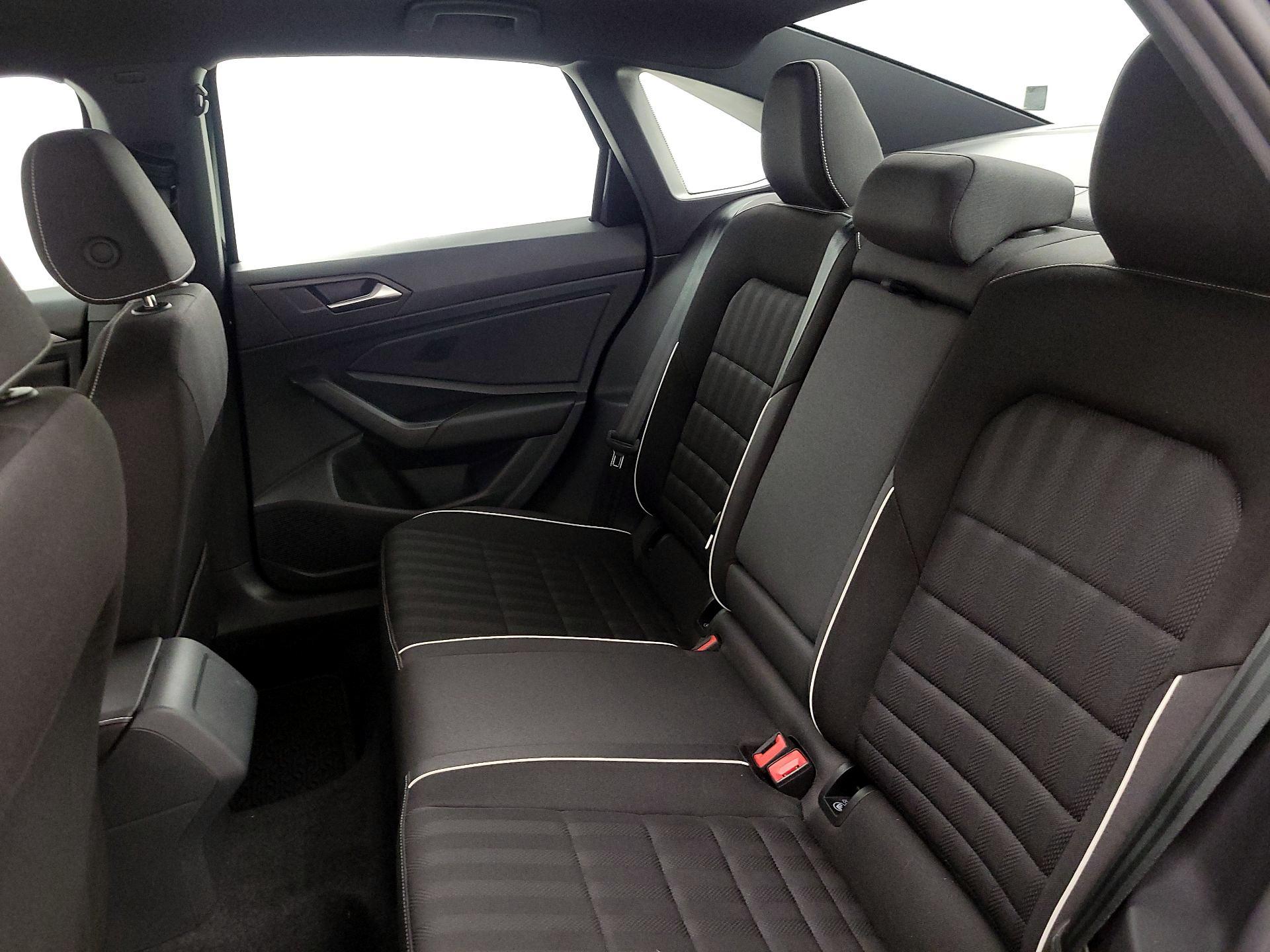 Thumbnail: 2024 Volkswagen Jetta - 19