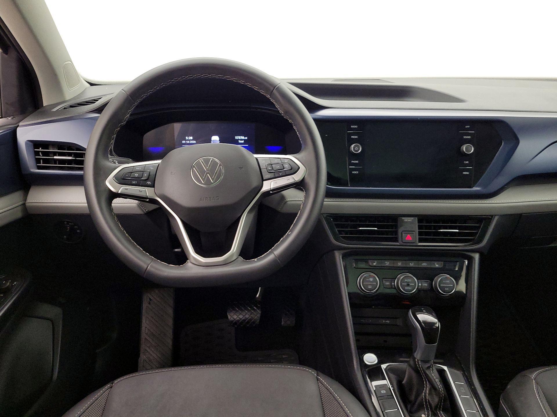 Thumbnail: 2024 Volkswagen Taos - 10