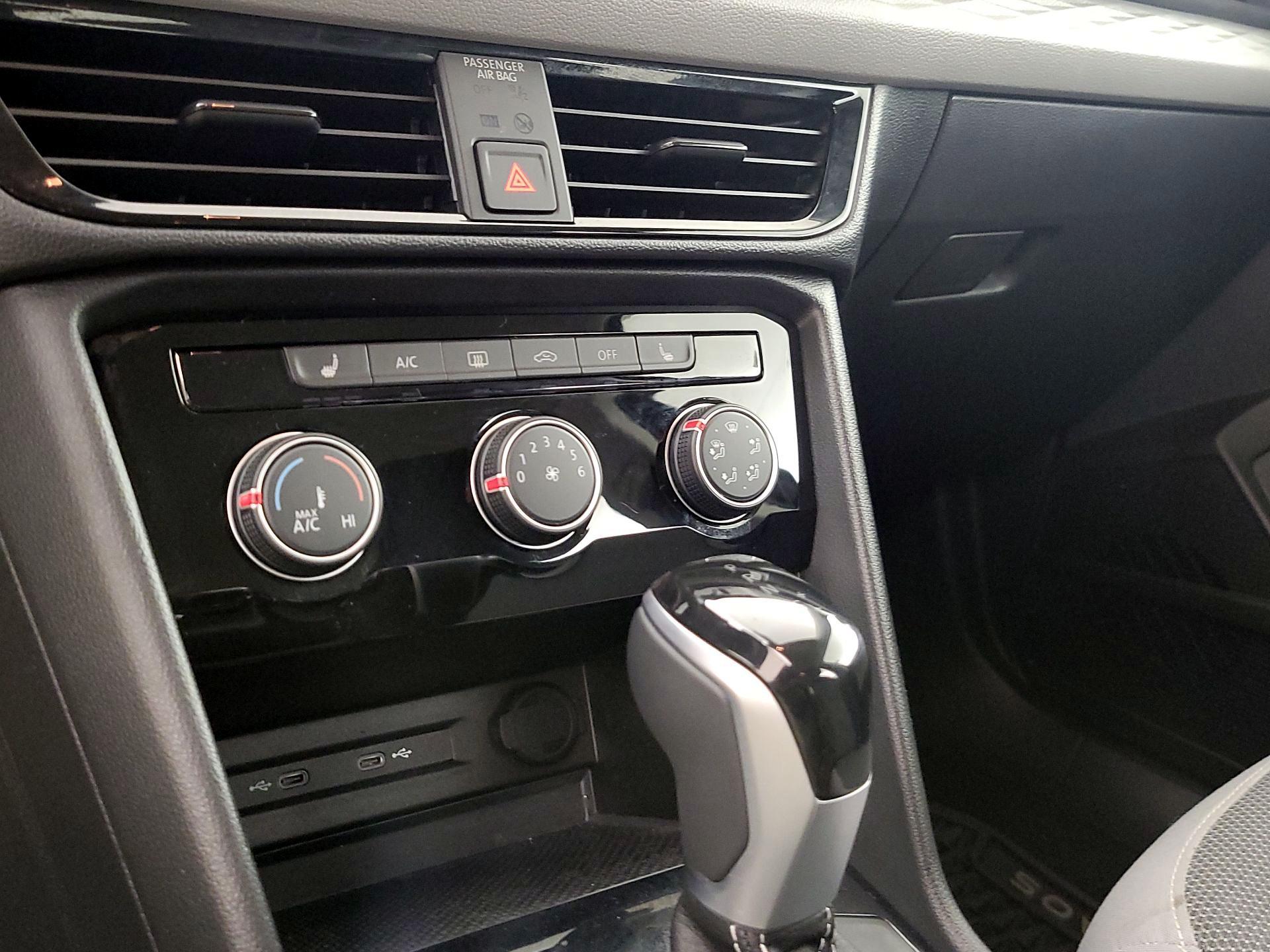 Thumbnail: 2024 Volkswagen Taos - 16