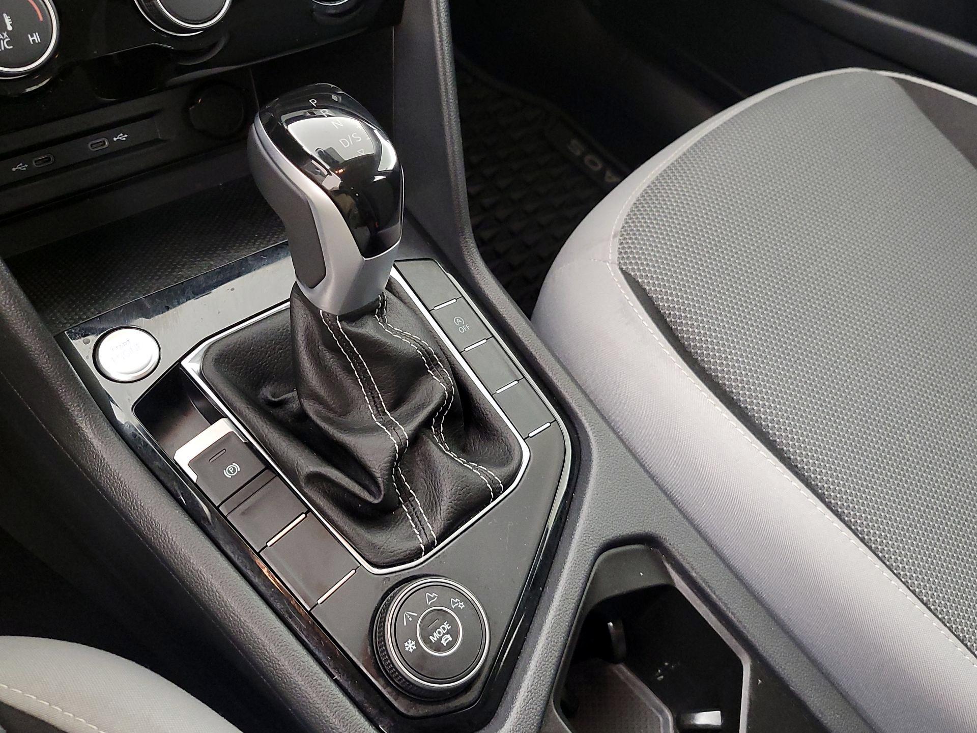 Thumbnail: 2024 Volkswagen Taos - 17