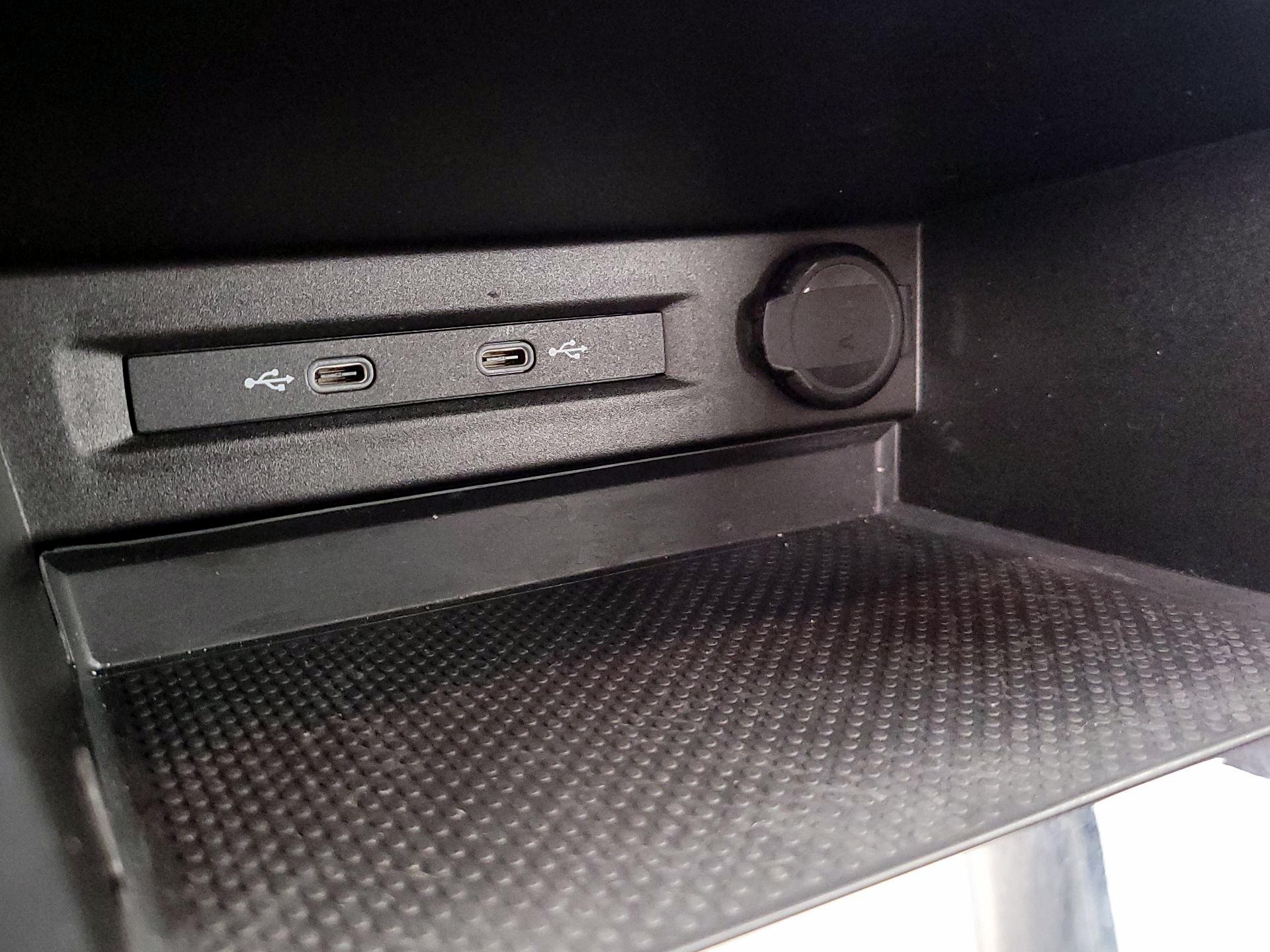 Thumbnail: 2024 Volkswagen Taos - 18