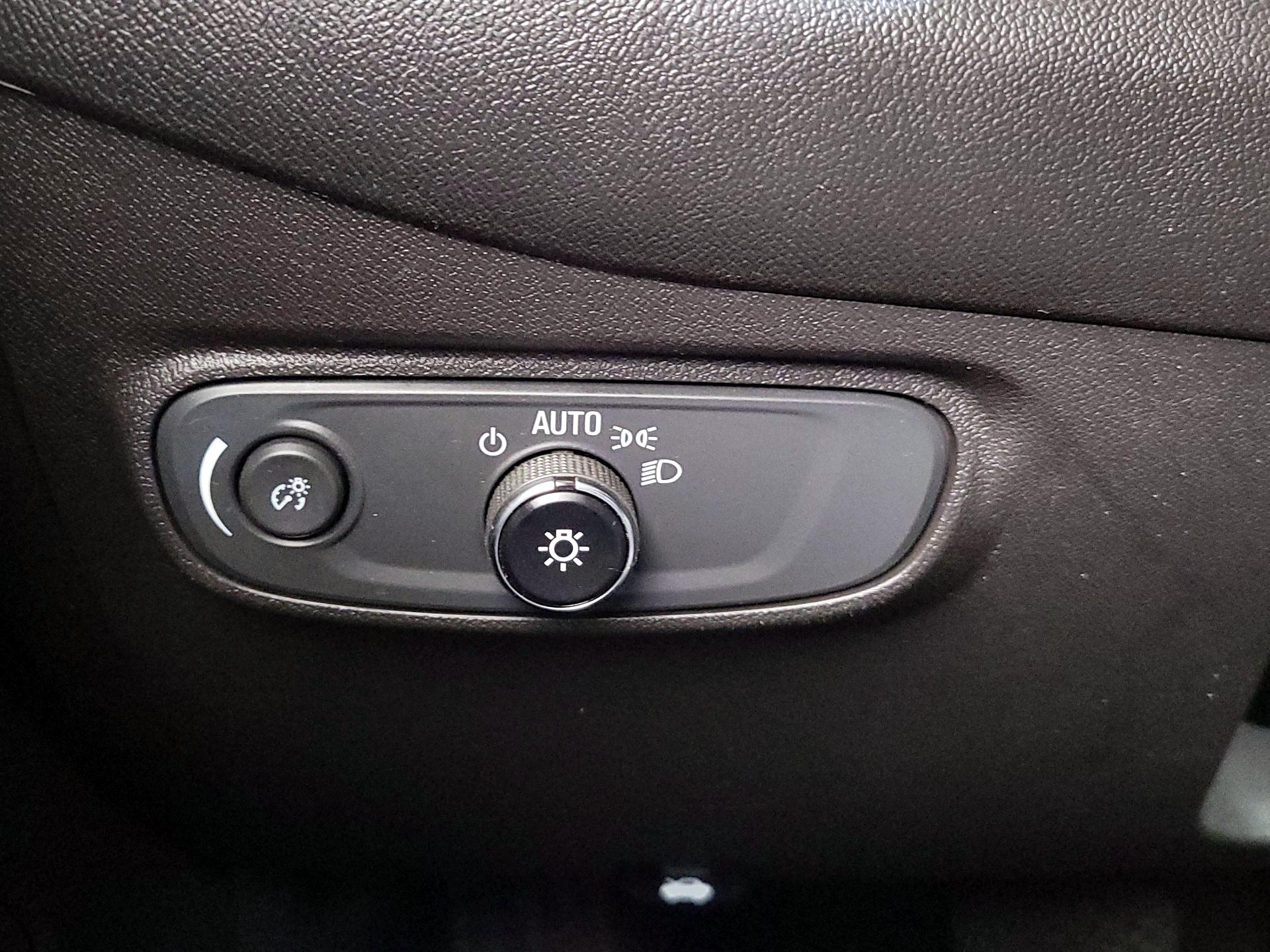 Thumbnail: 2023 Chevrolet Equinox - 13