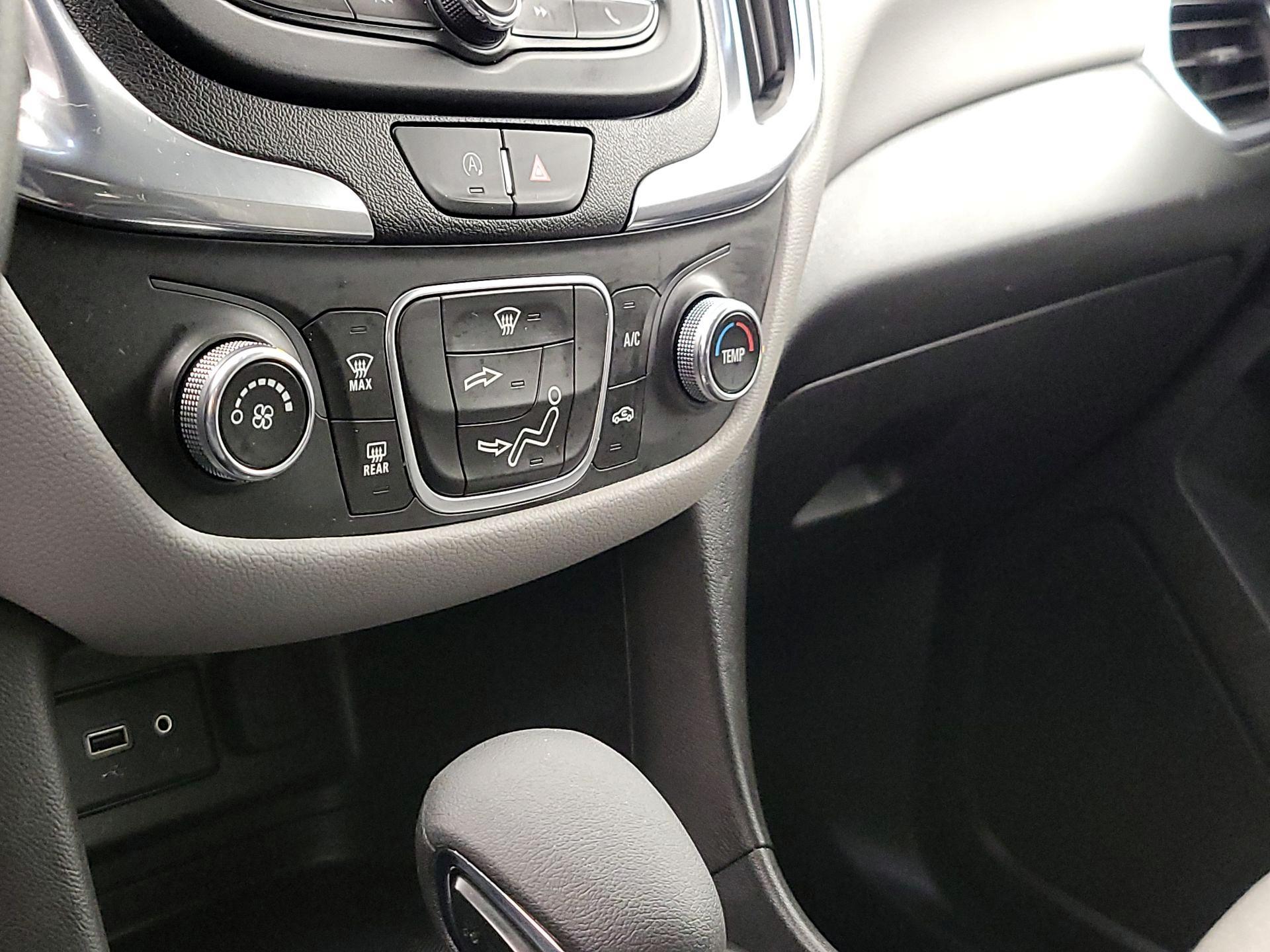 Thumbnail: 2023 Chevrolet Equinox - 16