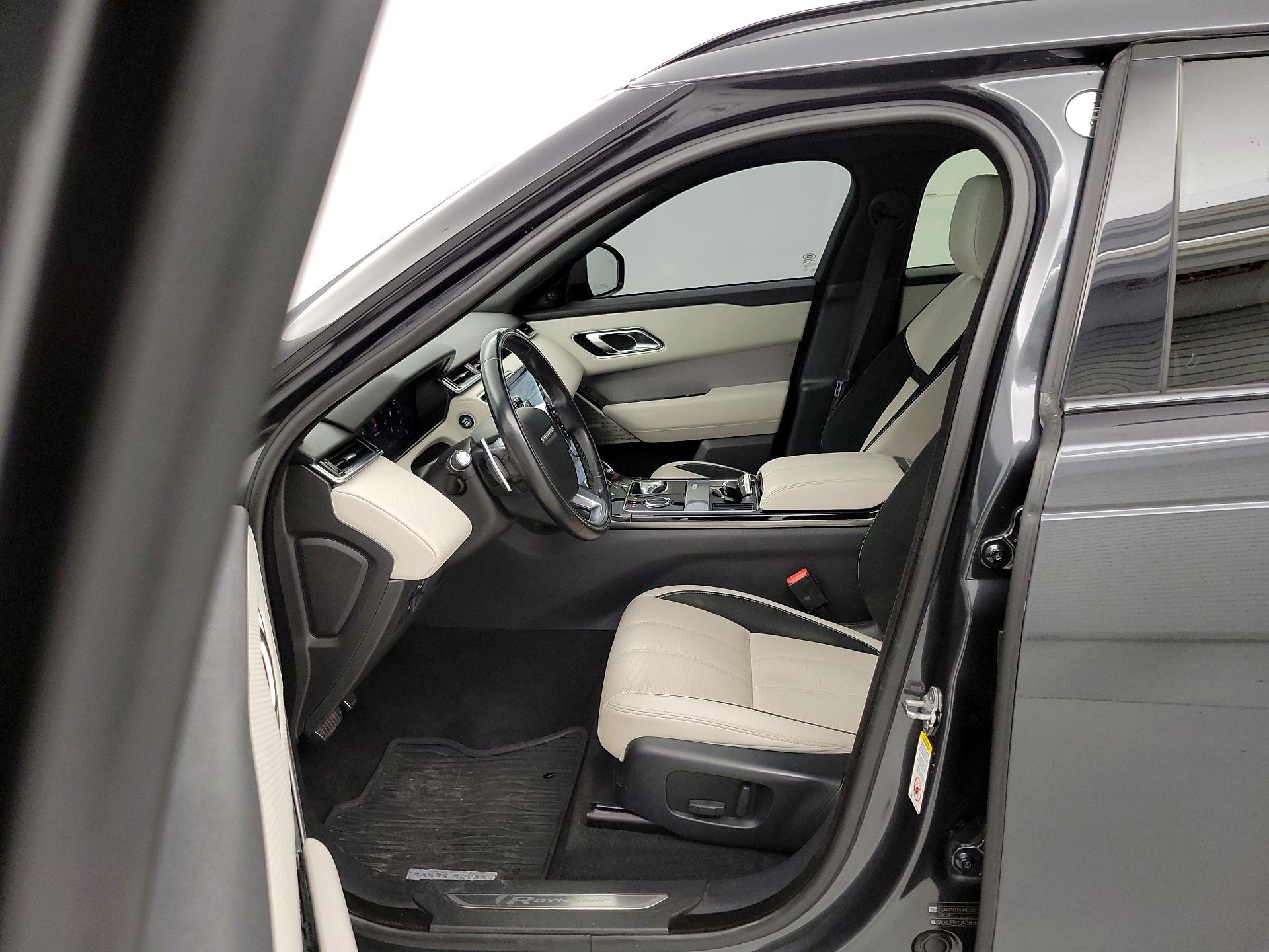 Thumbnail: 2018 Land Rover Range Rover Velar - 11
