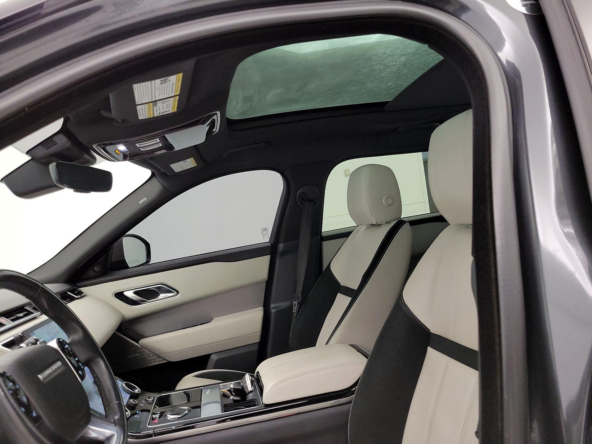 Thumbnail: 2018 Land Rover Range Rover Velar - 20