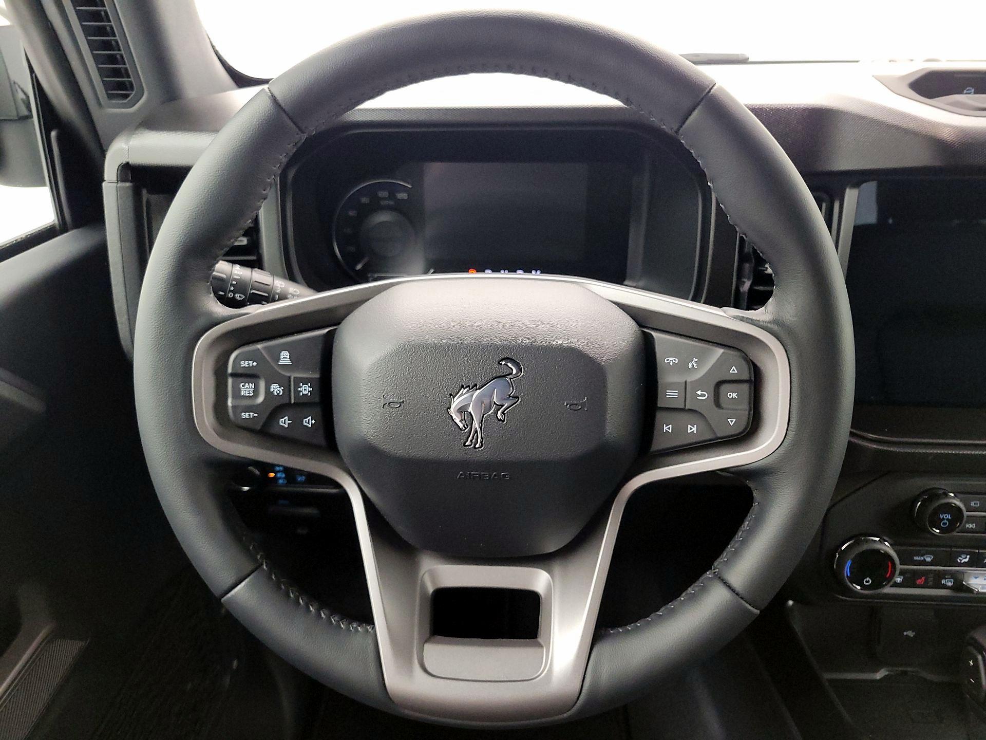 Thumbnail: 2021 Ford Bronco - 10