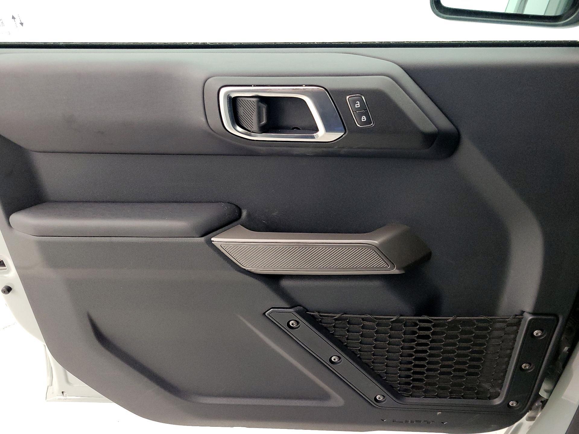 Thumbnail: 2021 Ford Bronco - 12