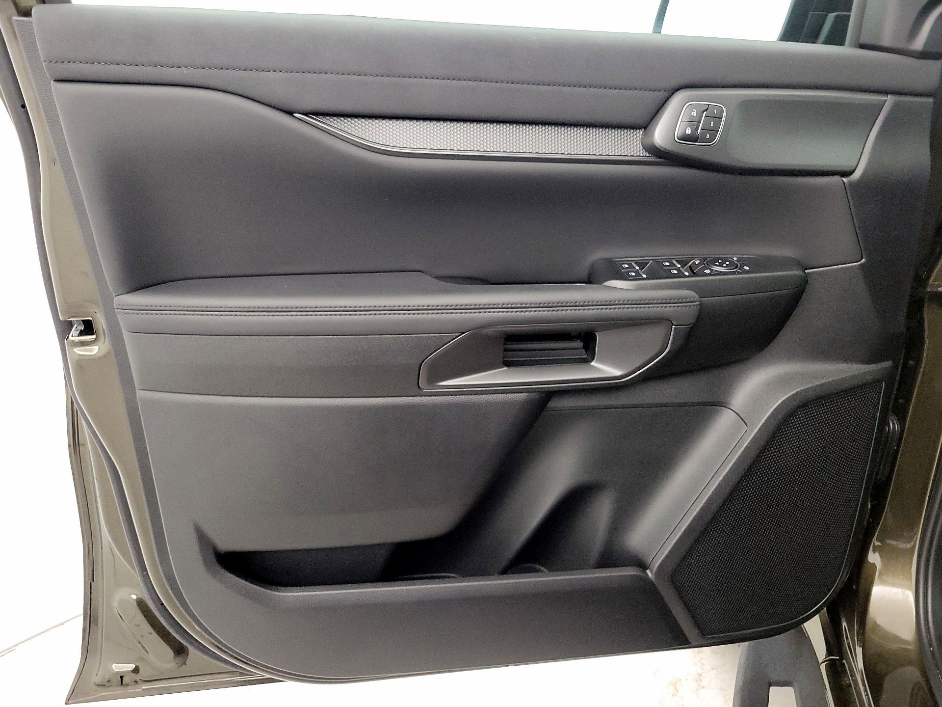 Thumbnail: 2025 Ford Ranger - 12