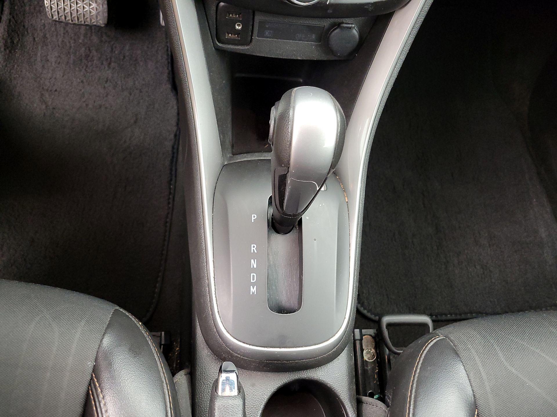 Thumbnail: 2019 Chevrolet Trax - 17