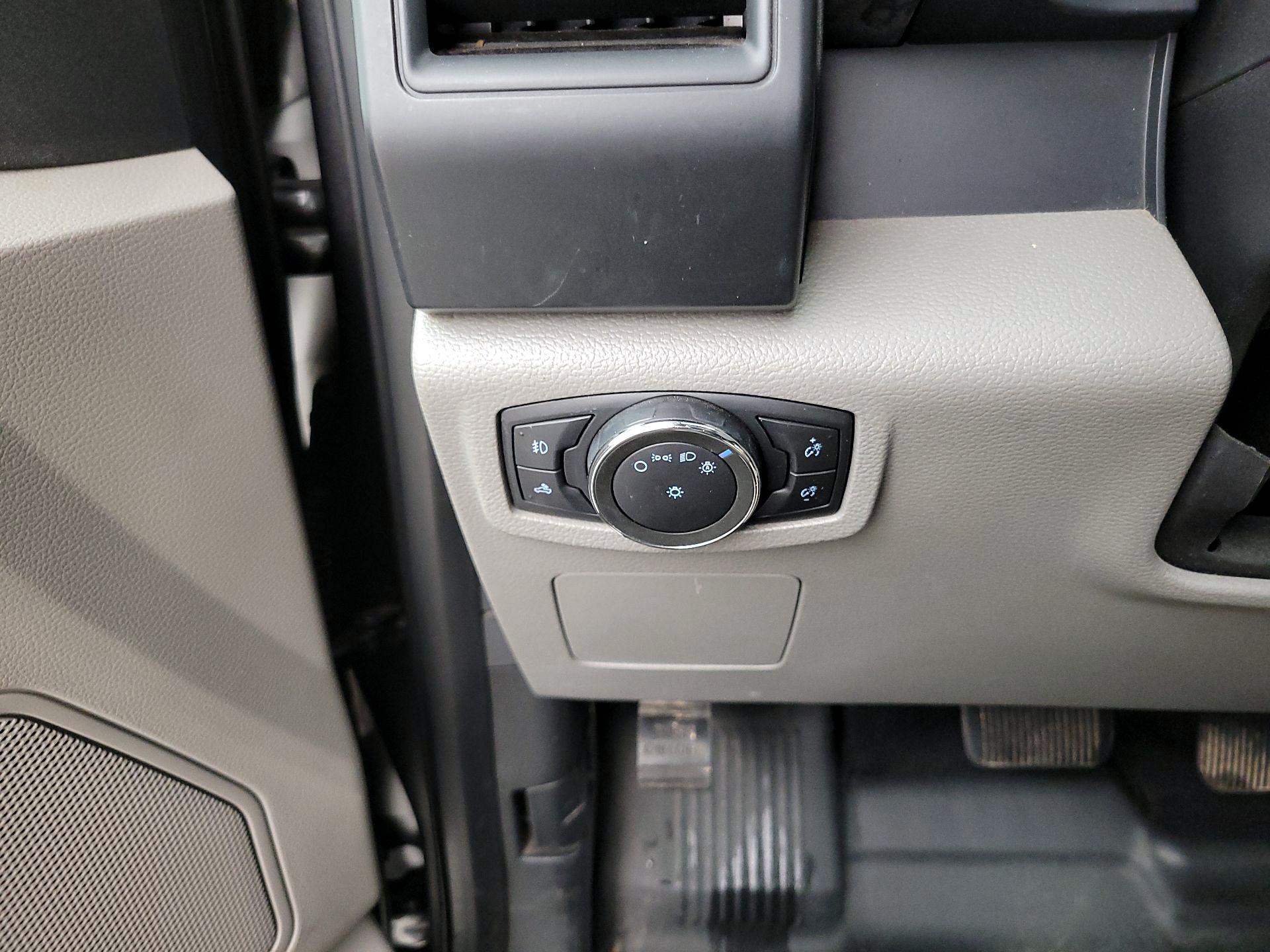 Thumbnail: 2015 Ford F-150 - 13