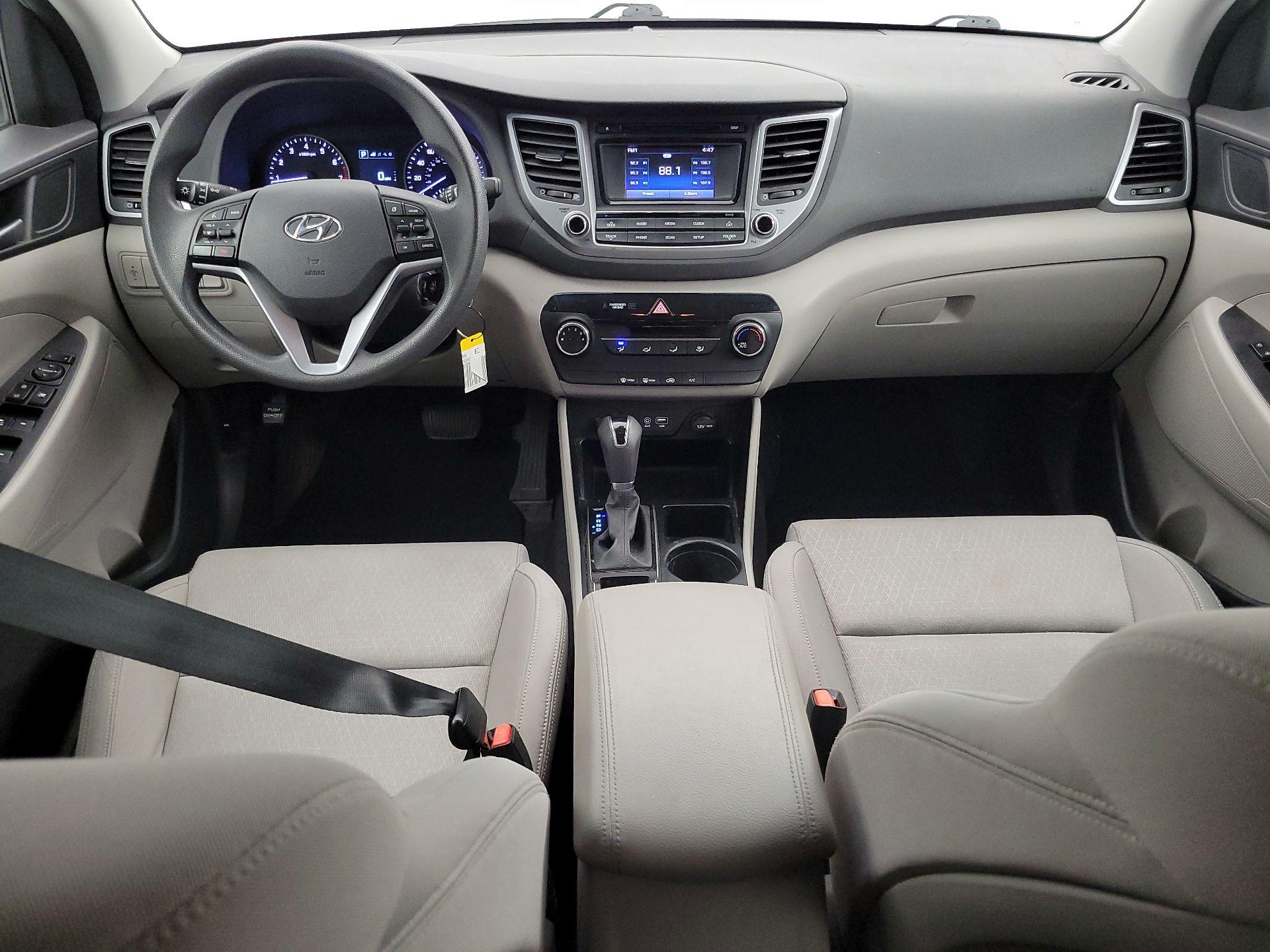 Thumbnail: 2016 Hyundai Tucson - 9