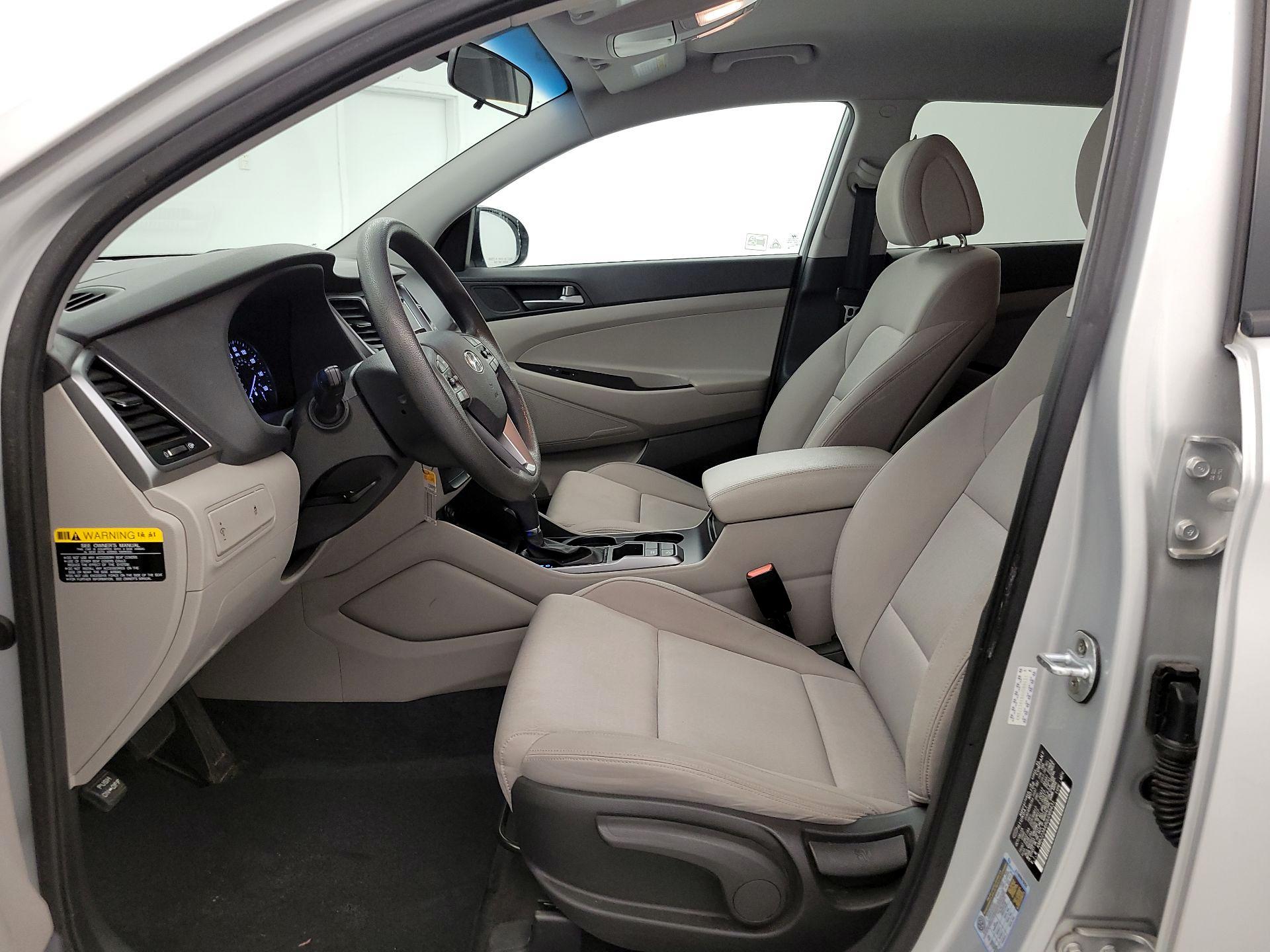 Thumbnail: 2016 Hyundai Tucson - 11